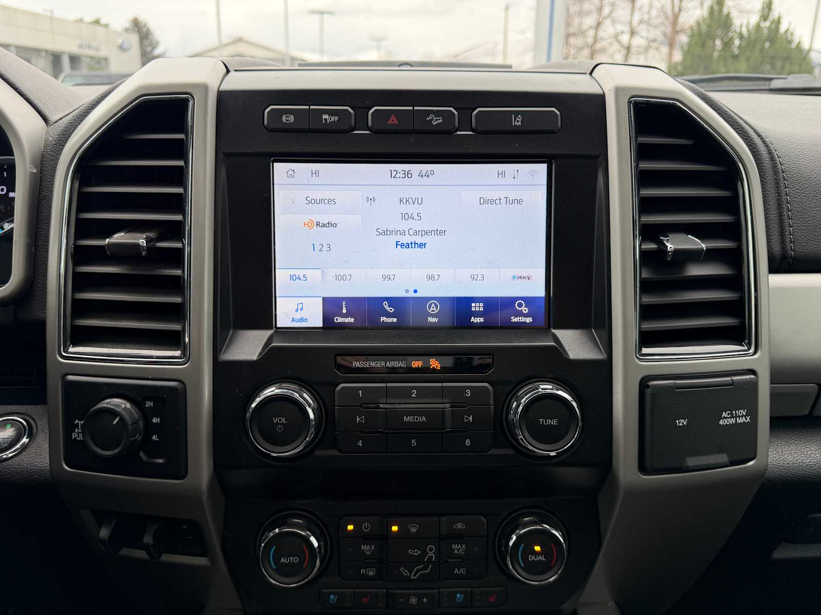 Thumbnail: 2020 Ford Econoline - 17