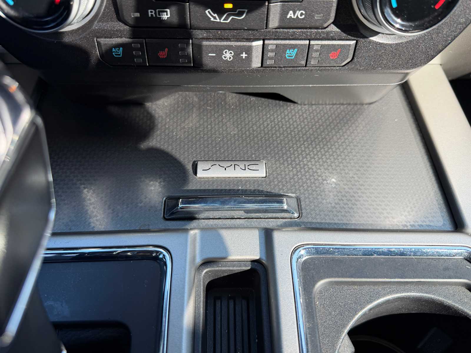 Thumbnail: 2017 Ford F-150 - 20