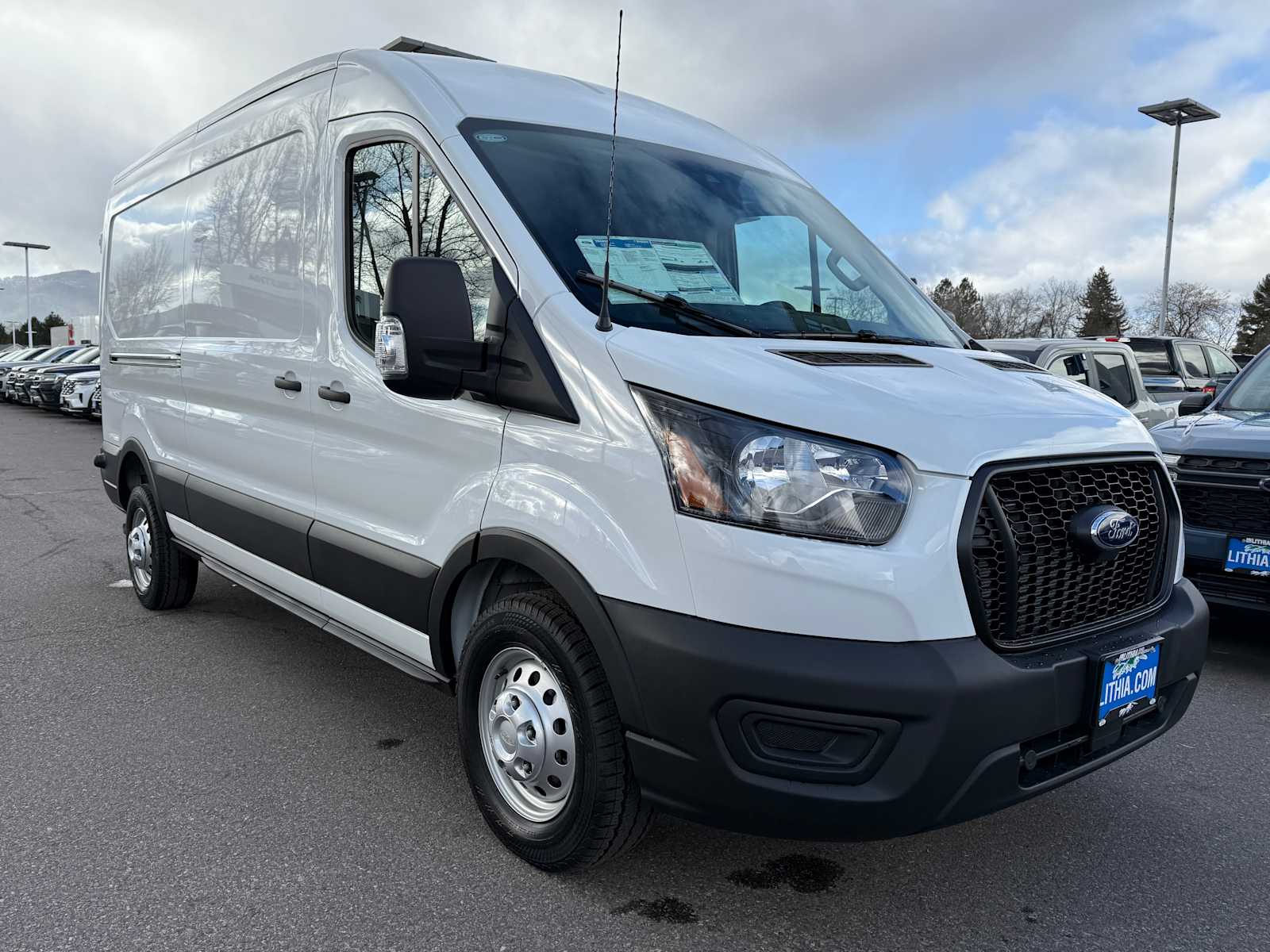 2024 Ford Transit Series 250 4