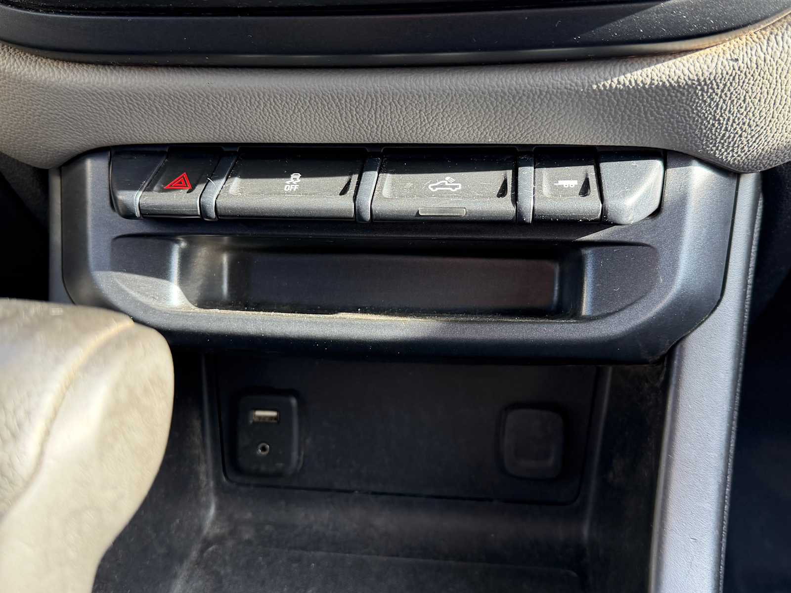 Thumbnail: 2018 Chevrolet Colorado - 16