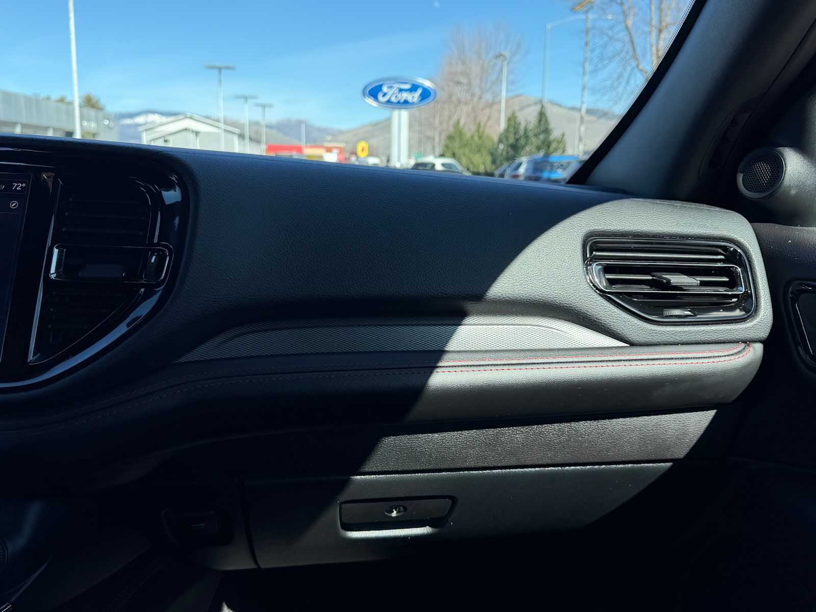 Thumbnail: 2025 Dodge Durango - 23