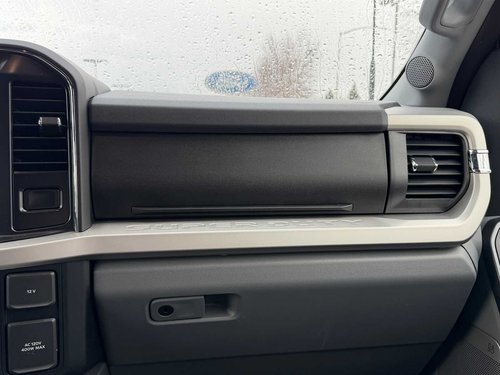 Thumbnail: 2024 Ford Econoline - 24