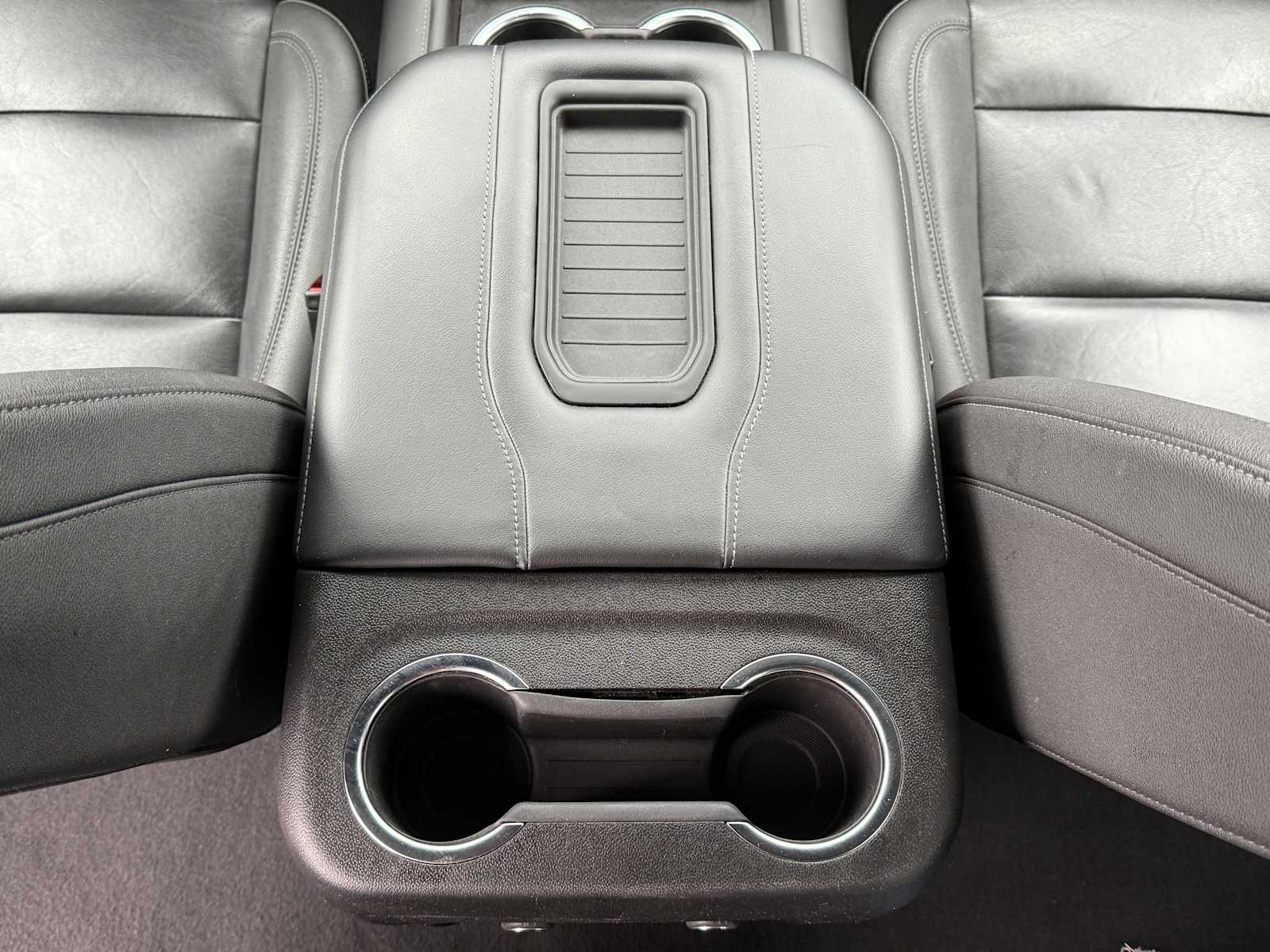 Thumbnail: 2023 Chevrolet Tahoe - 21