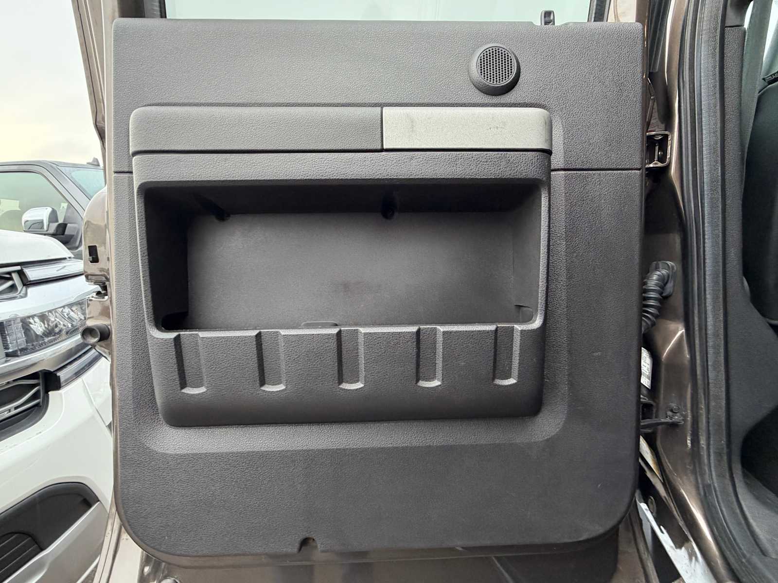 Thumbnail: 2016 Ford Econoline - 23