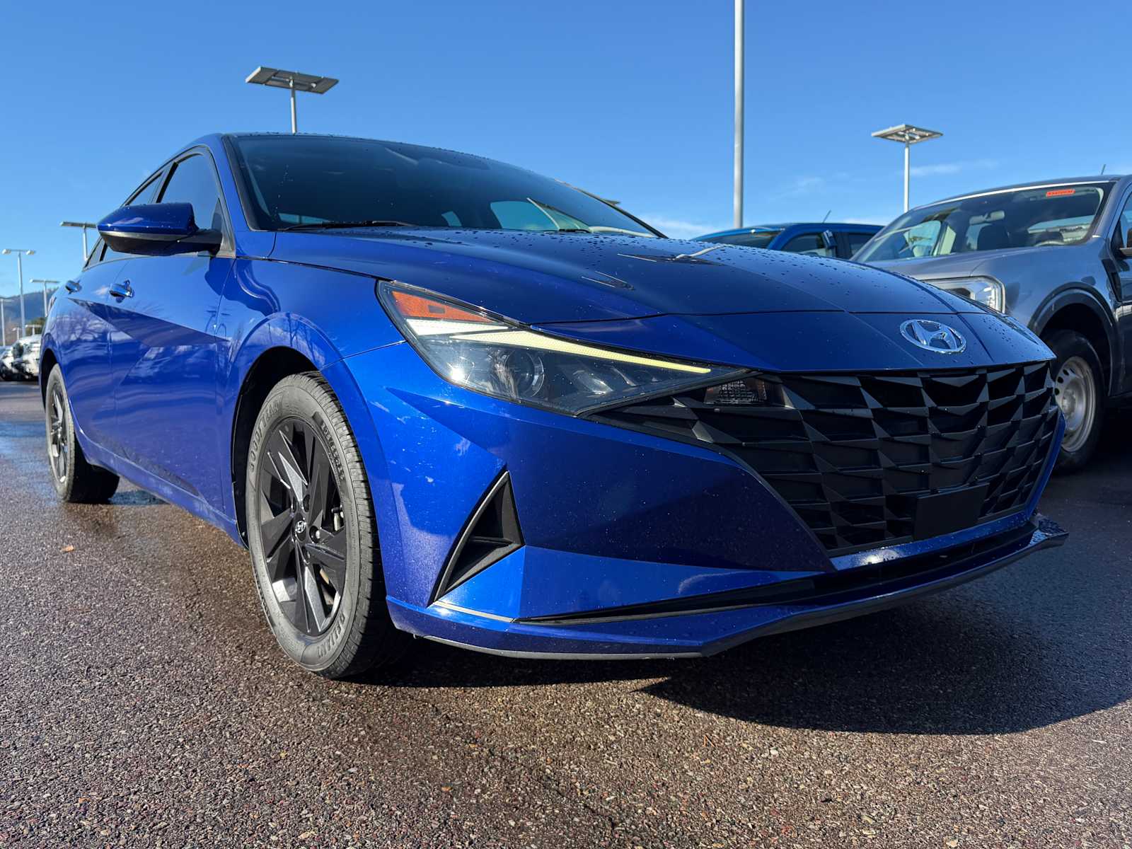 Thumbnail: 2021 Hyundai Elantra - 4