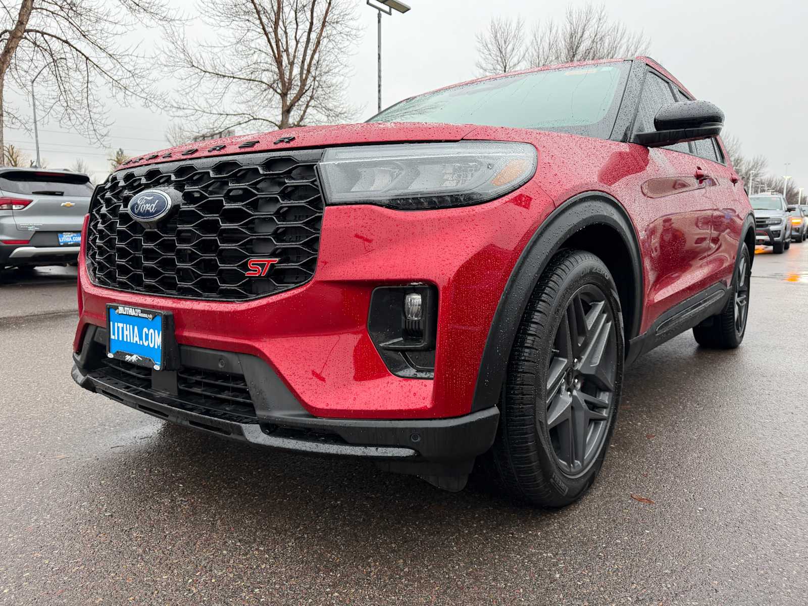 2025 Ford Explorer ST's photo