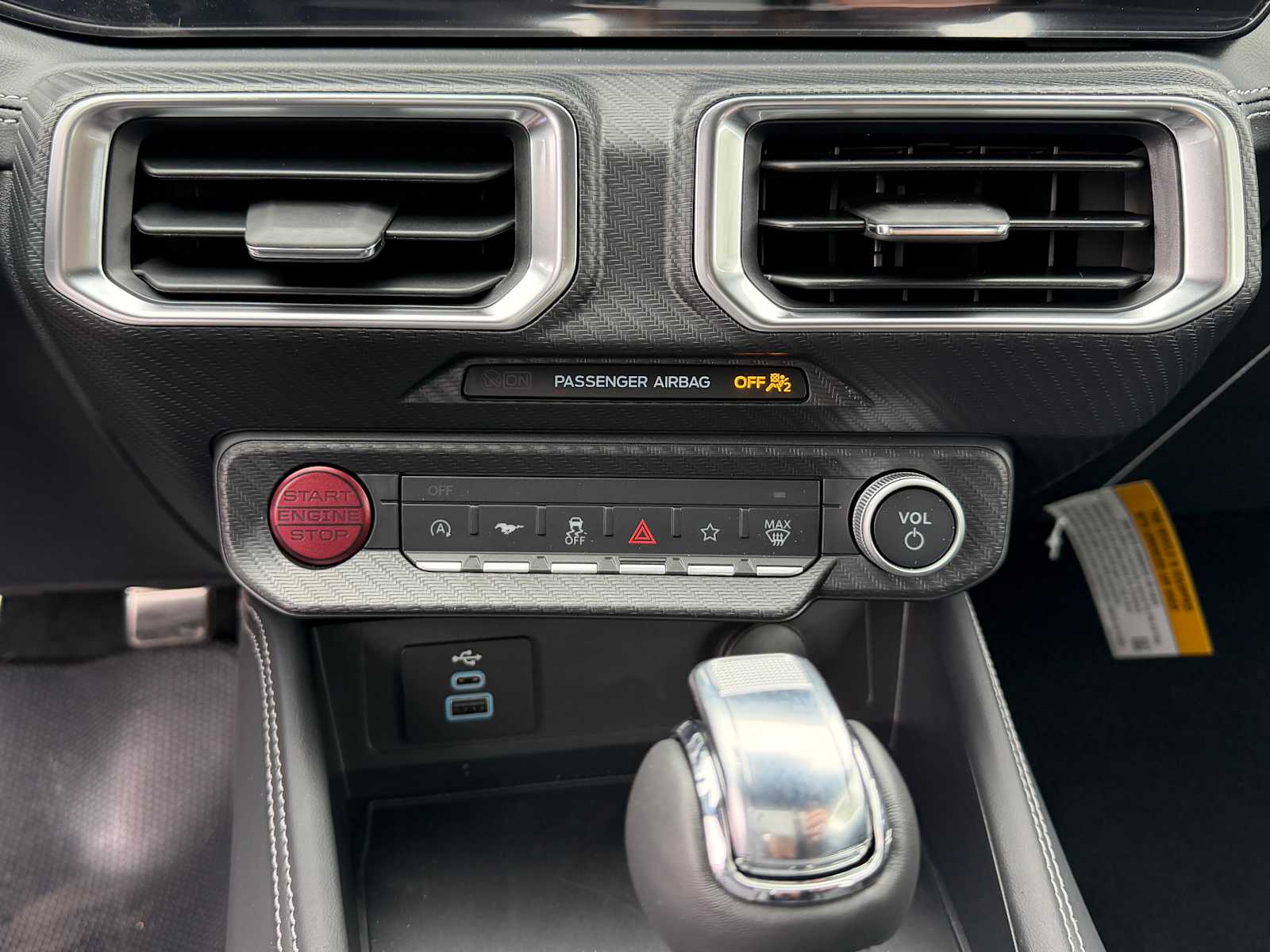 Thumbnail: 2025 Ford Mustang - 18