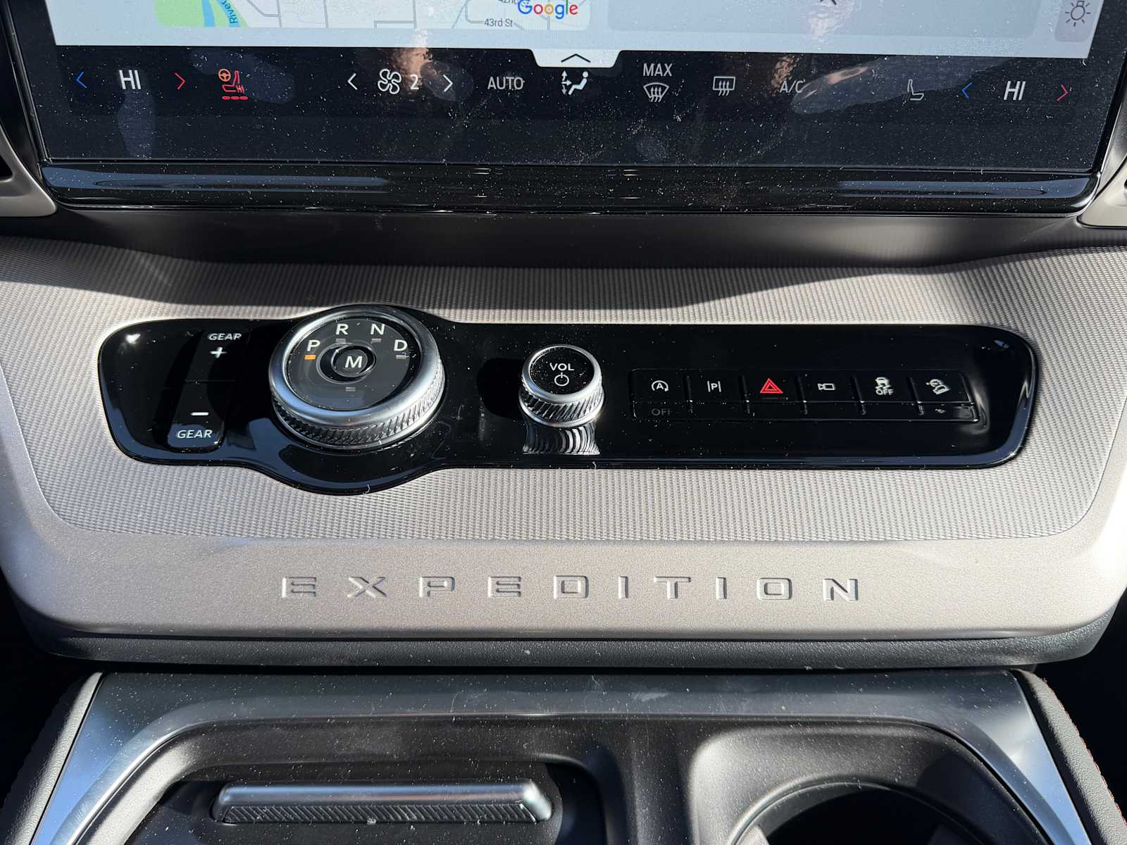 Thumbnail: 2025 Ford Expedition - 17