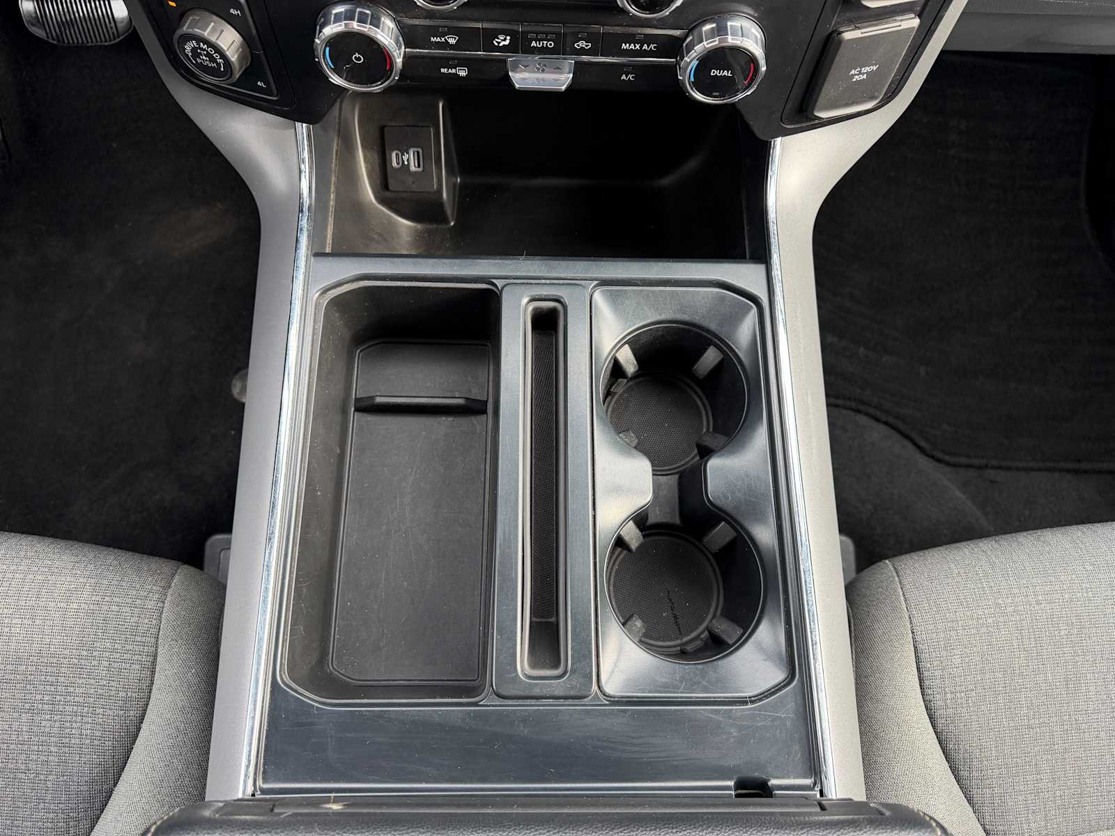 Thumbnail: 2024 Ford F-150 - 23