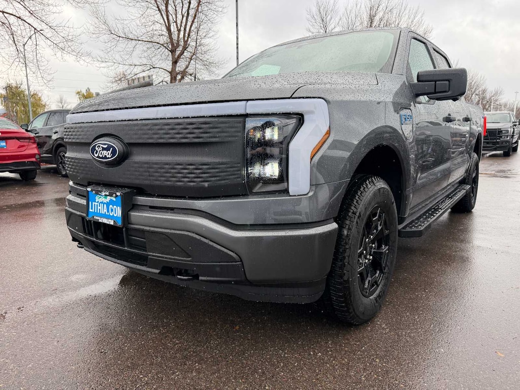 New 2025 Ford F-150 Lightning XLT TRUCK