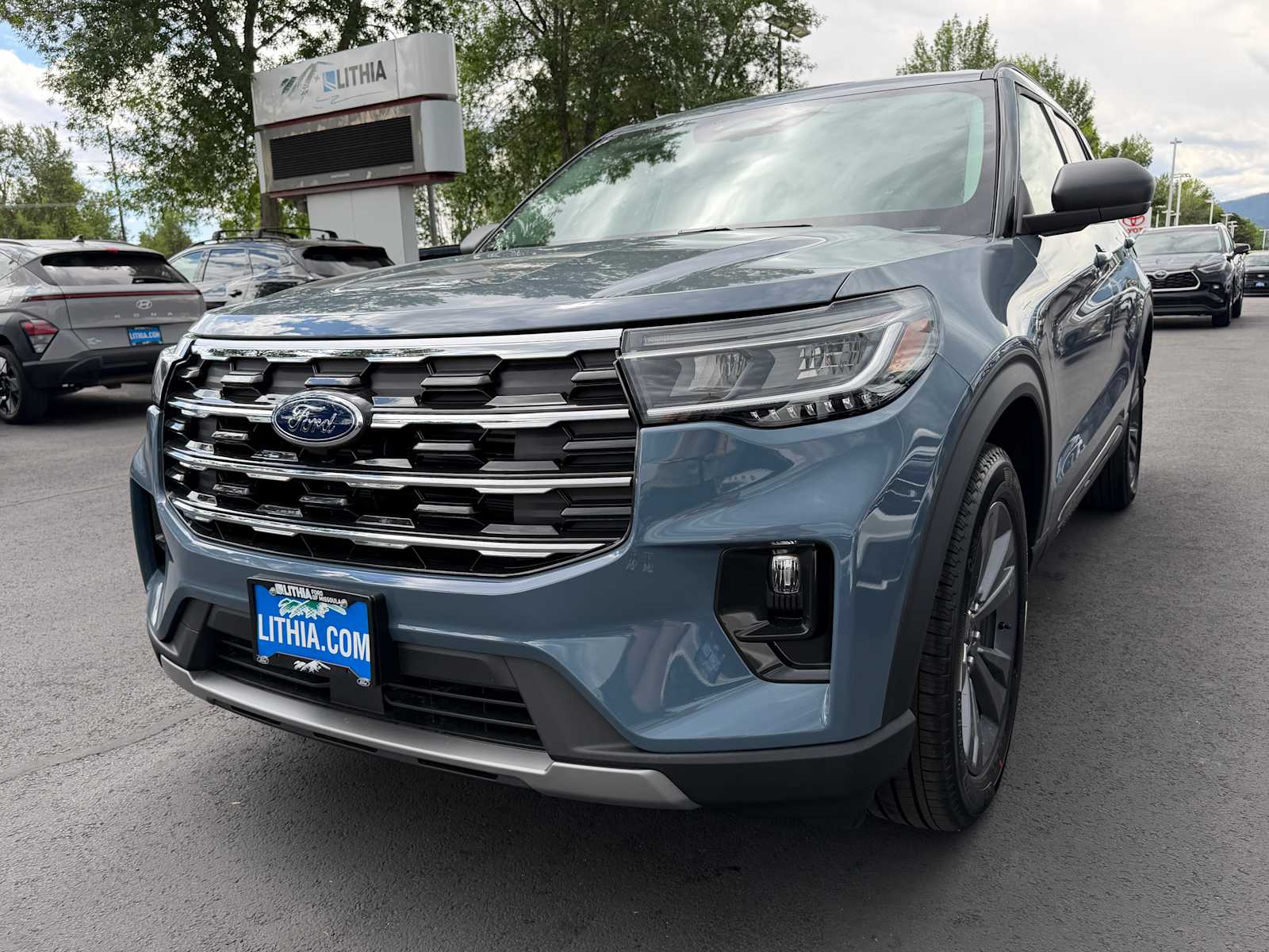 2026 Ford Explorer Active 4WD's photo