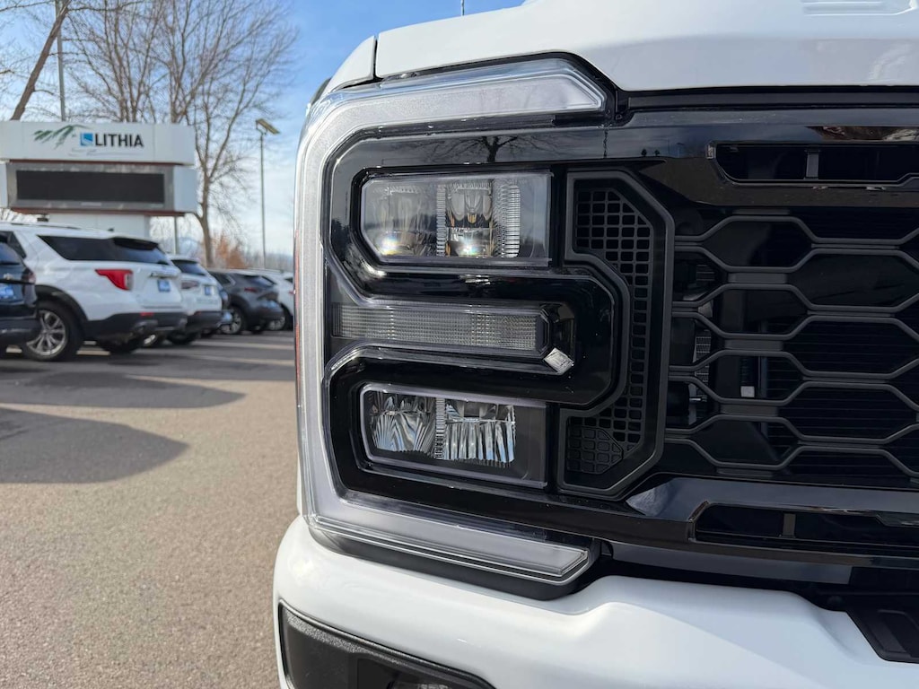 New 2026 Ford F-350 Lariat Truck Crew Cab