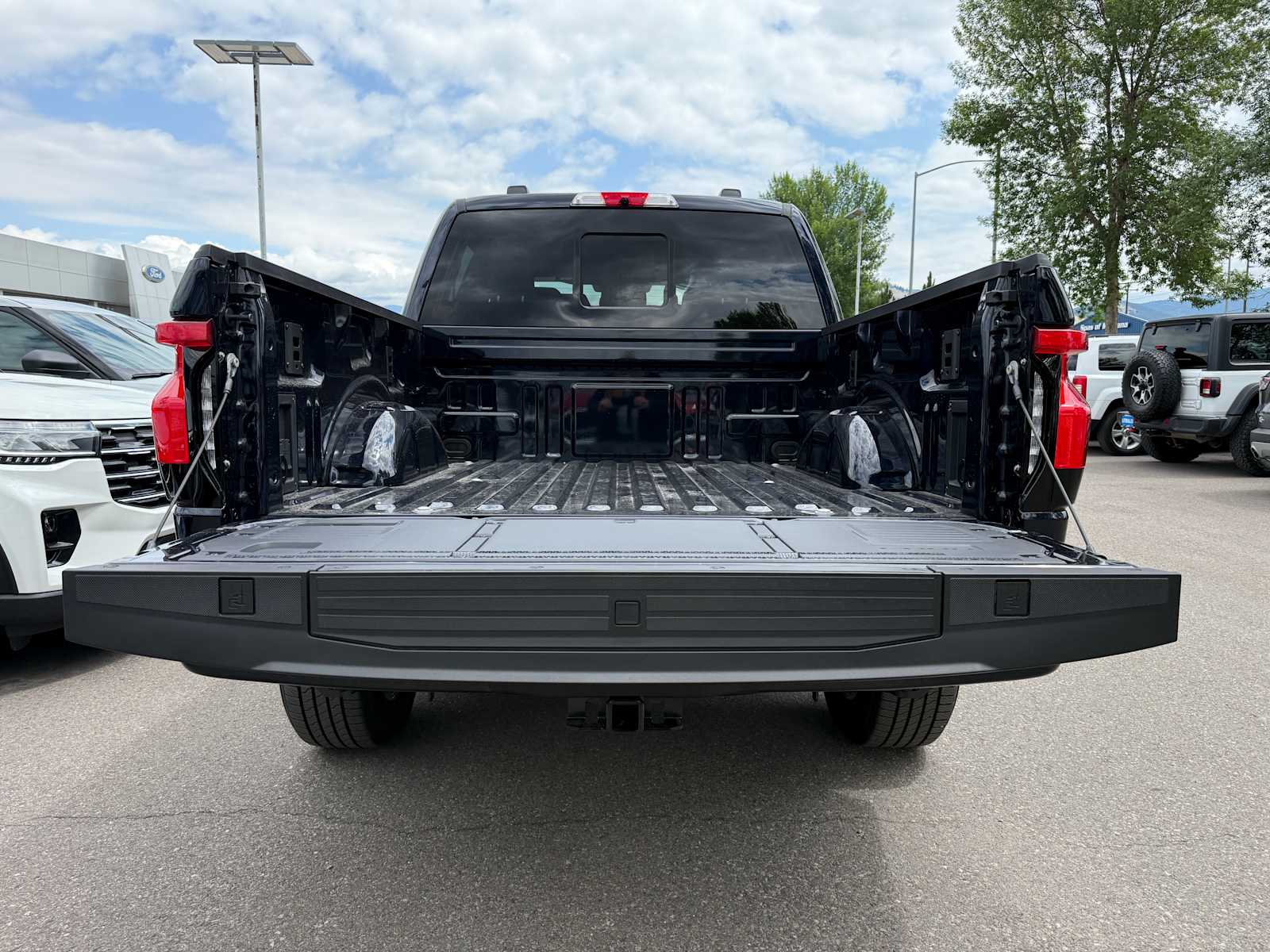 Thumbnail: 2025 Ford F-150 - 9