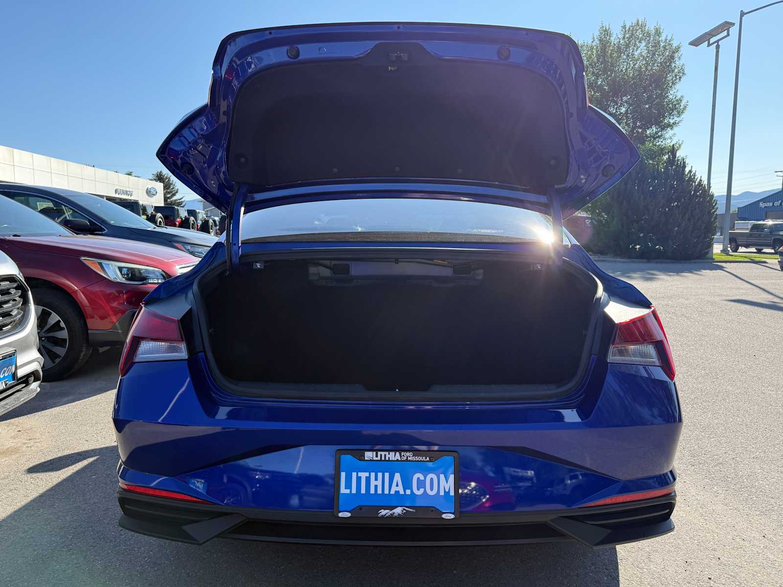 Thumbnail: 2022 Hyundai Elantra - 9