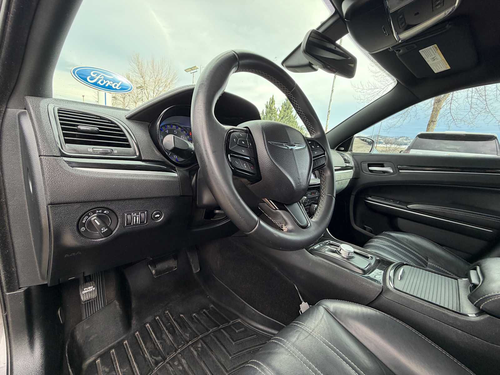 Thumbnail: 2018 Chrysler 300 - 12