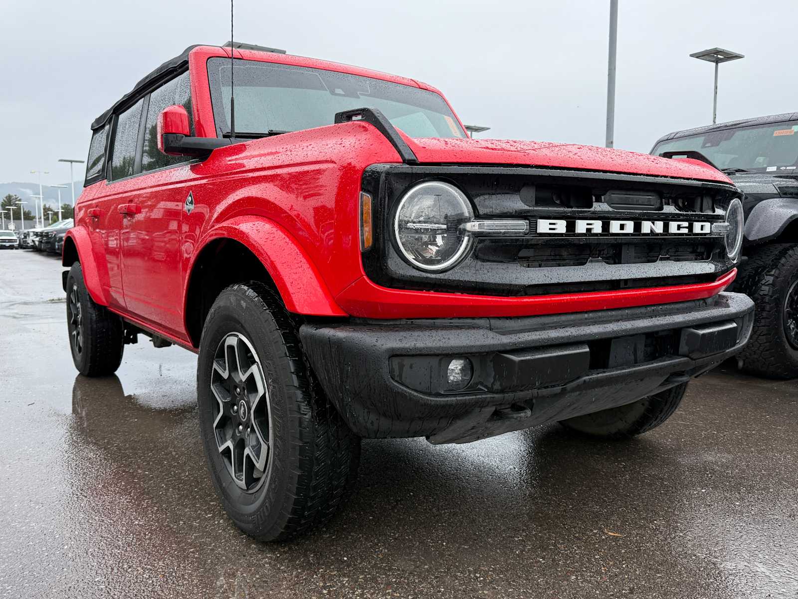2023 Ford Bronco Outer Banks photo 4