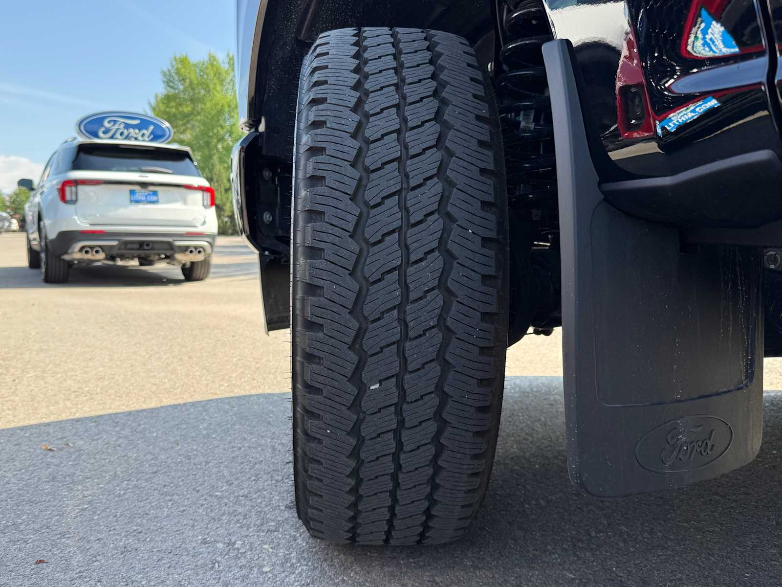 2025 Ford F-350 Super Duty Platinum - Photo 34