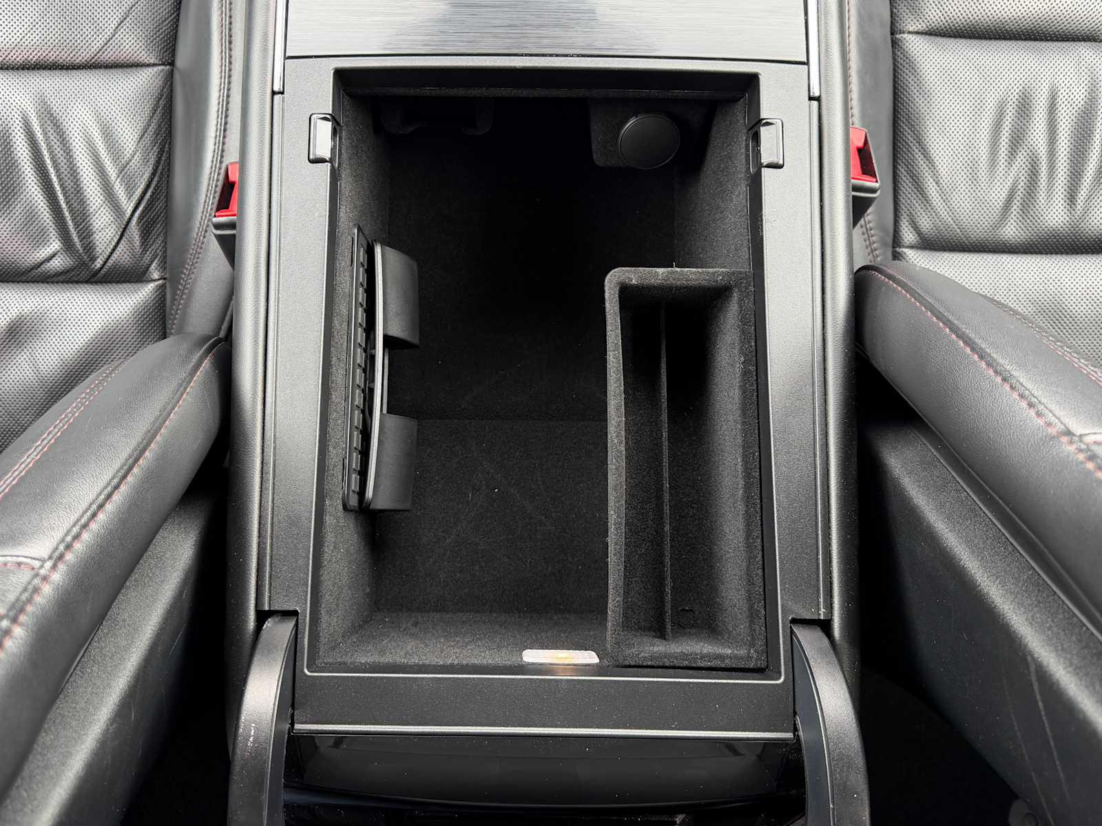 Thumbnail: 2022 Lincoln Aviator - 20