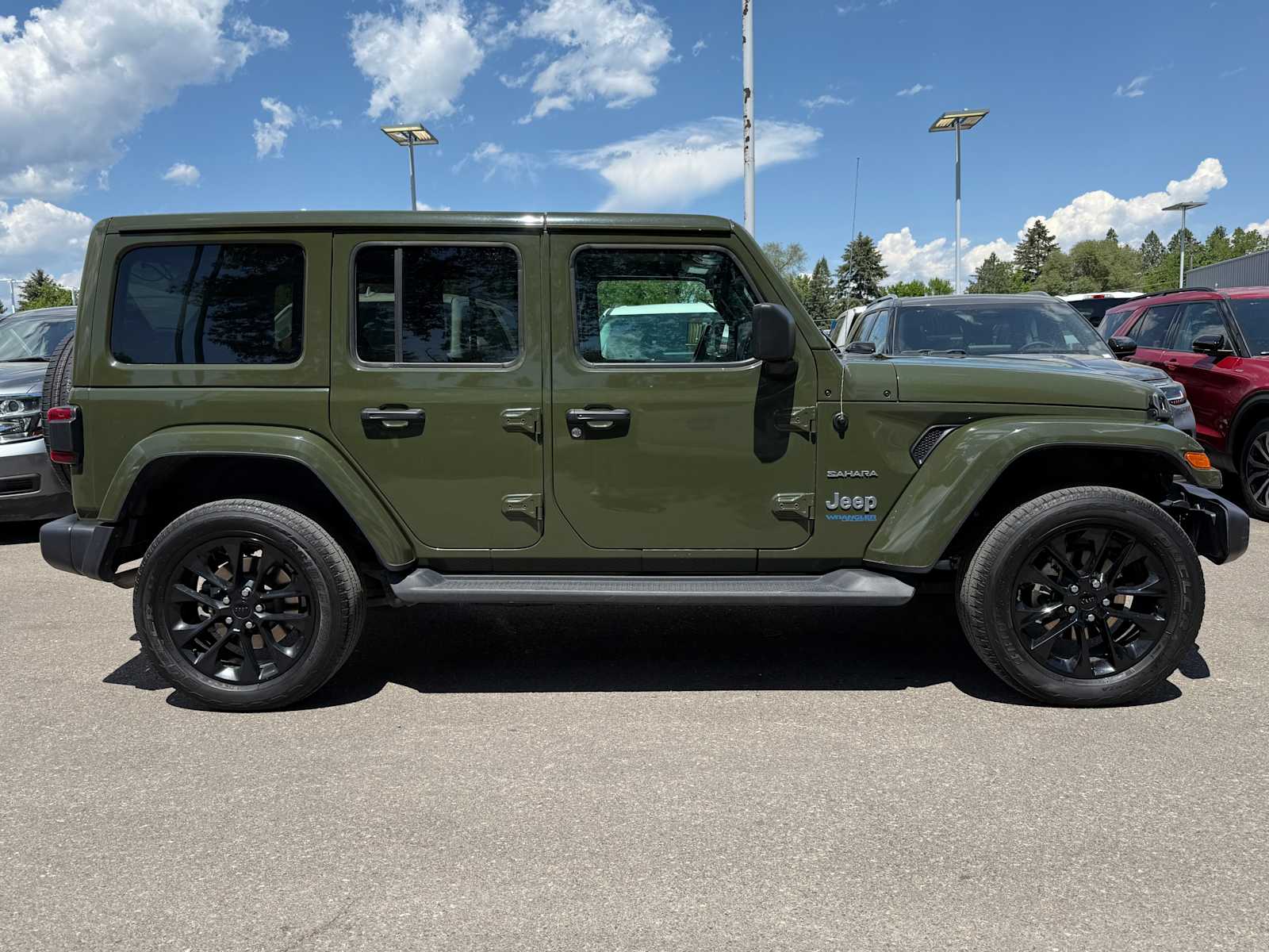 2021 Jeep Wrangler Unlimited Sahara 7