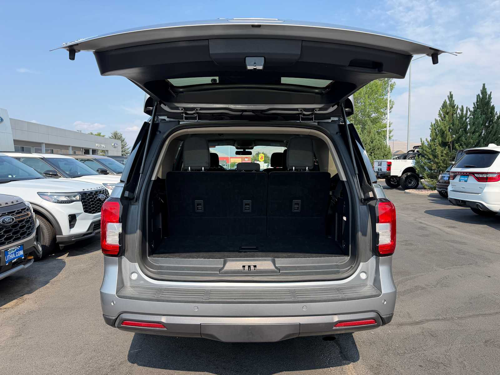 2024 Ford Expedition XLT - Photo 9