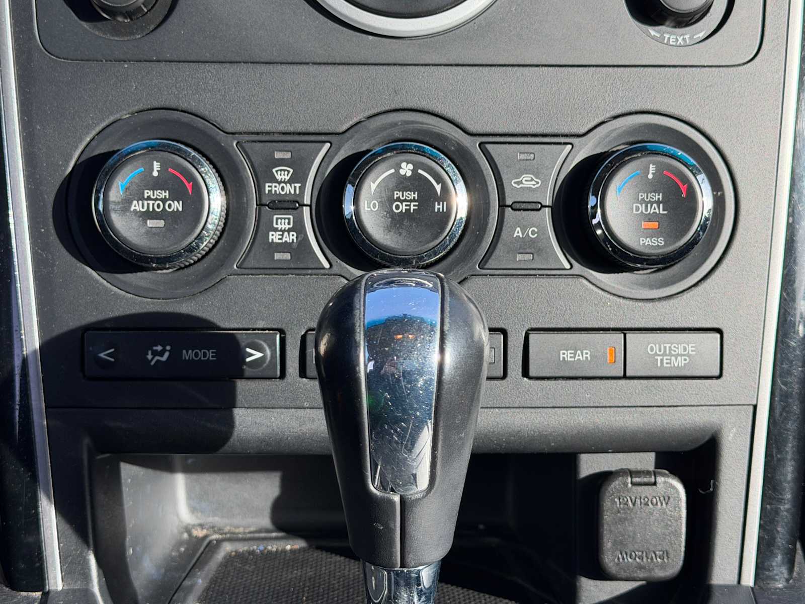 Thumbnail: 2011 Mazda CX-9 - 17