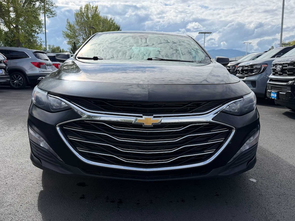Used 2025 Chevrolet Malibu LT Sedan