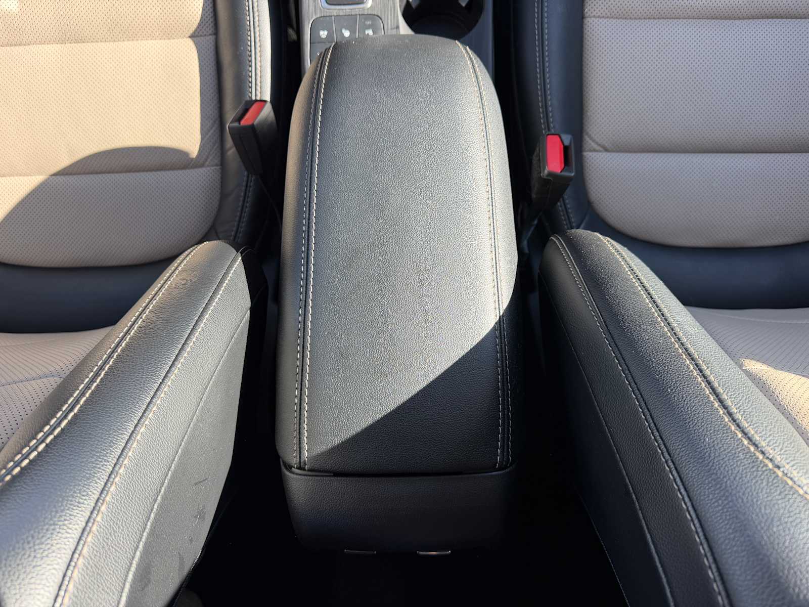 Thumbnail: 2022 Ford Escape - 22