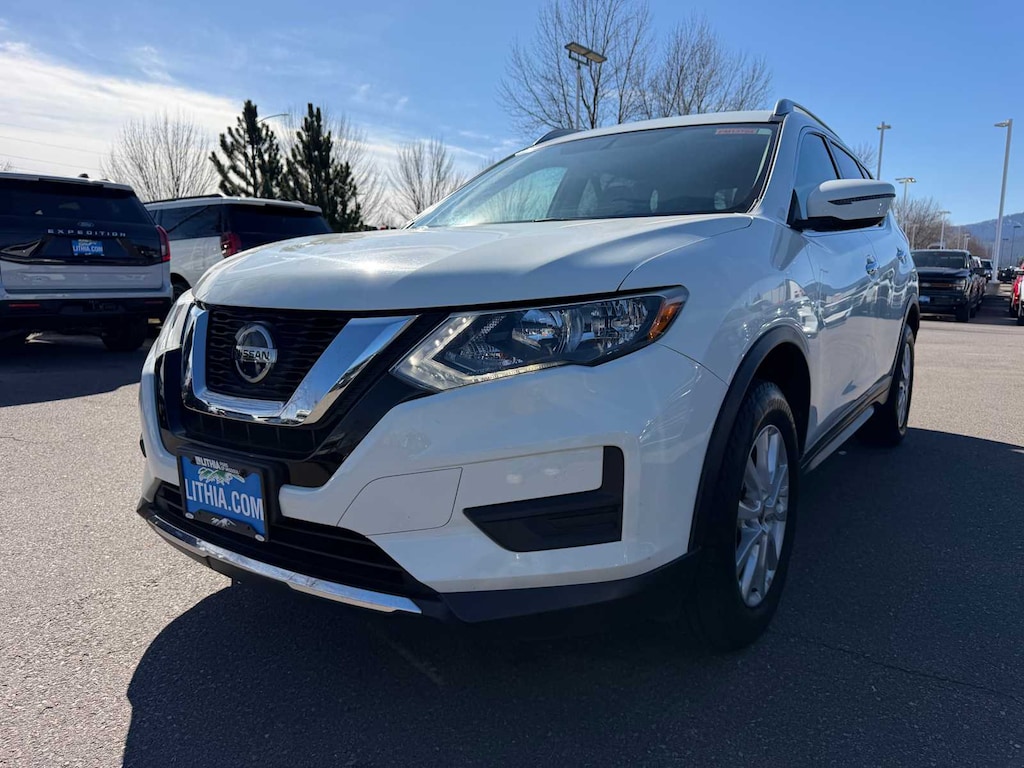 Used 2018 Nissan Rogue SV SUV