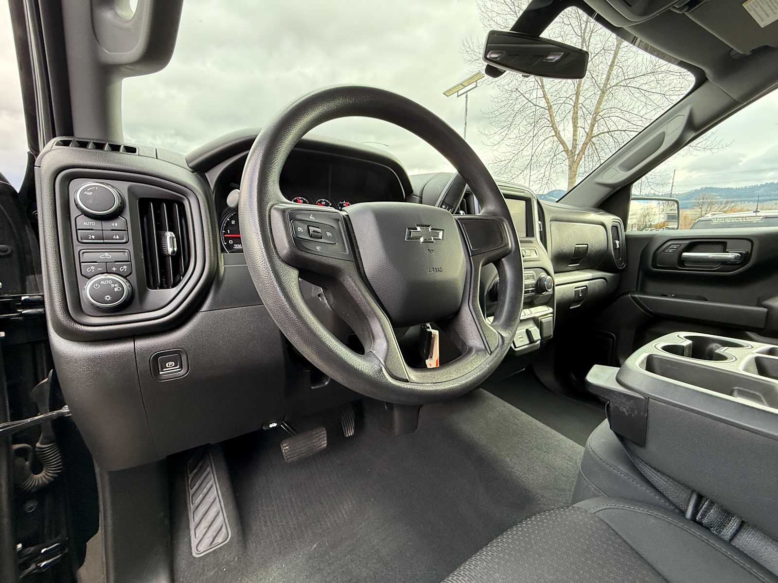 Thumbnail: 2019 Chevrolet Silverado 1500 - 14