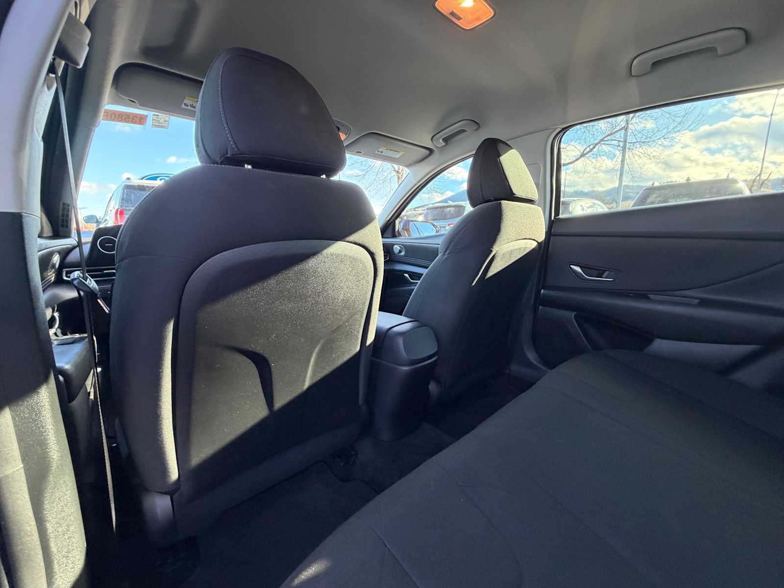 Thumbnail: 2021 Hyundai Elantra - 25