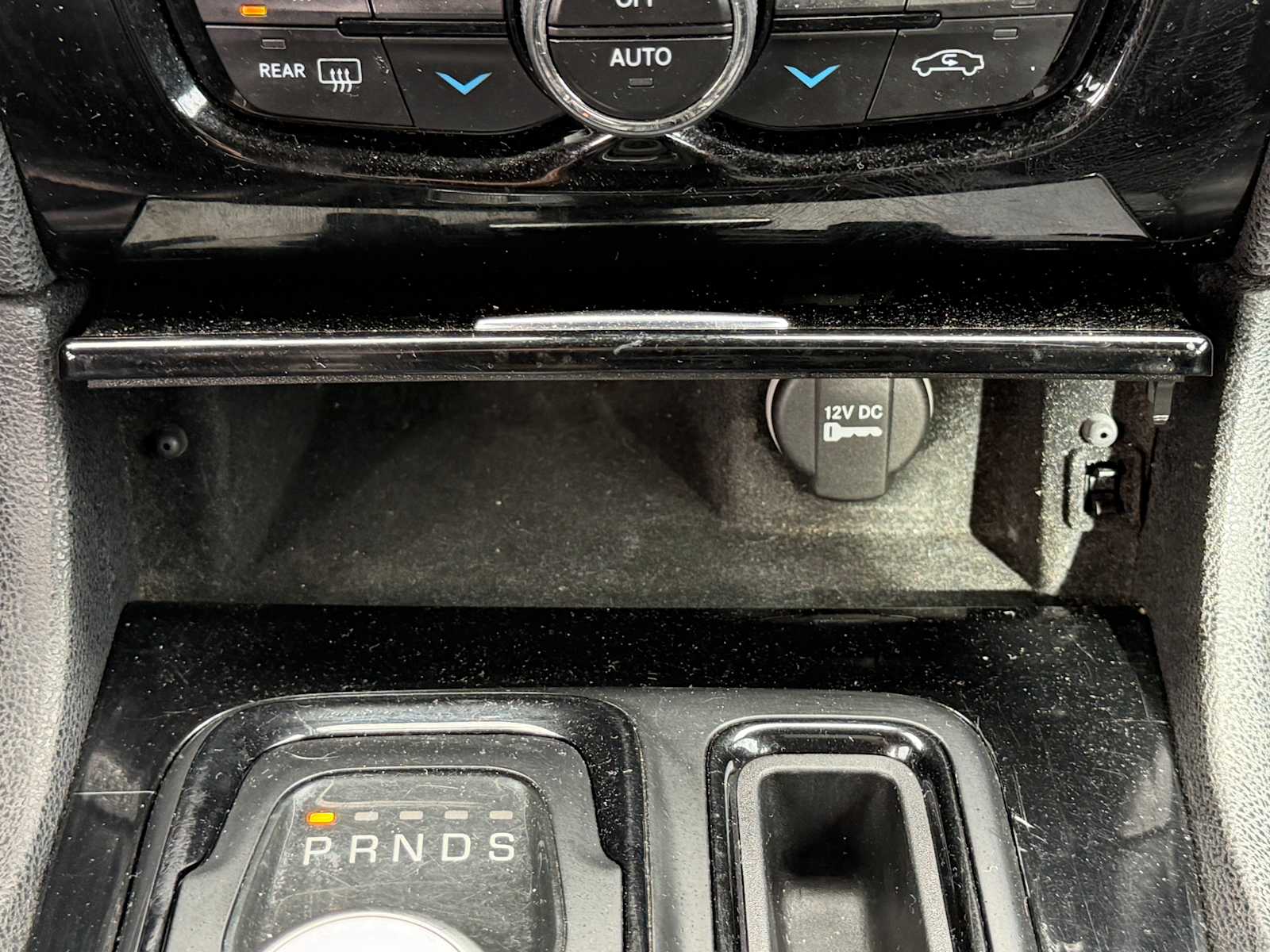 Thumbnail: 2018 Chrysler 300 - 18