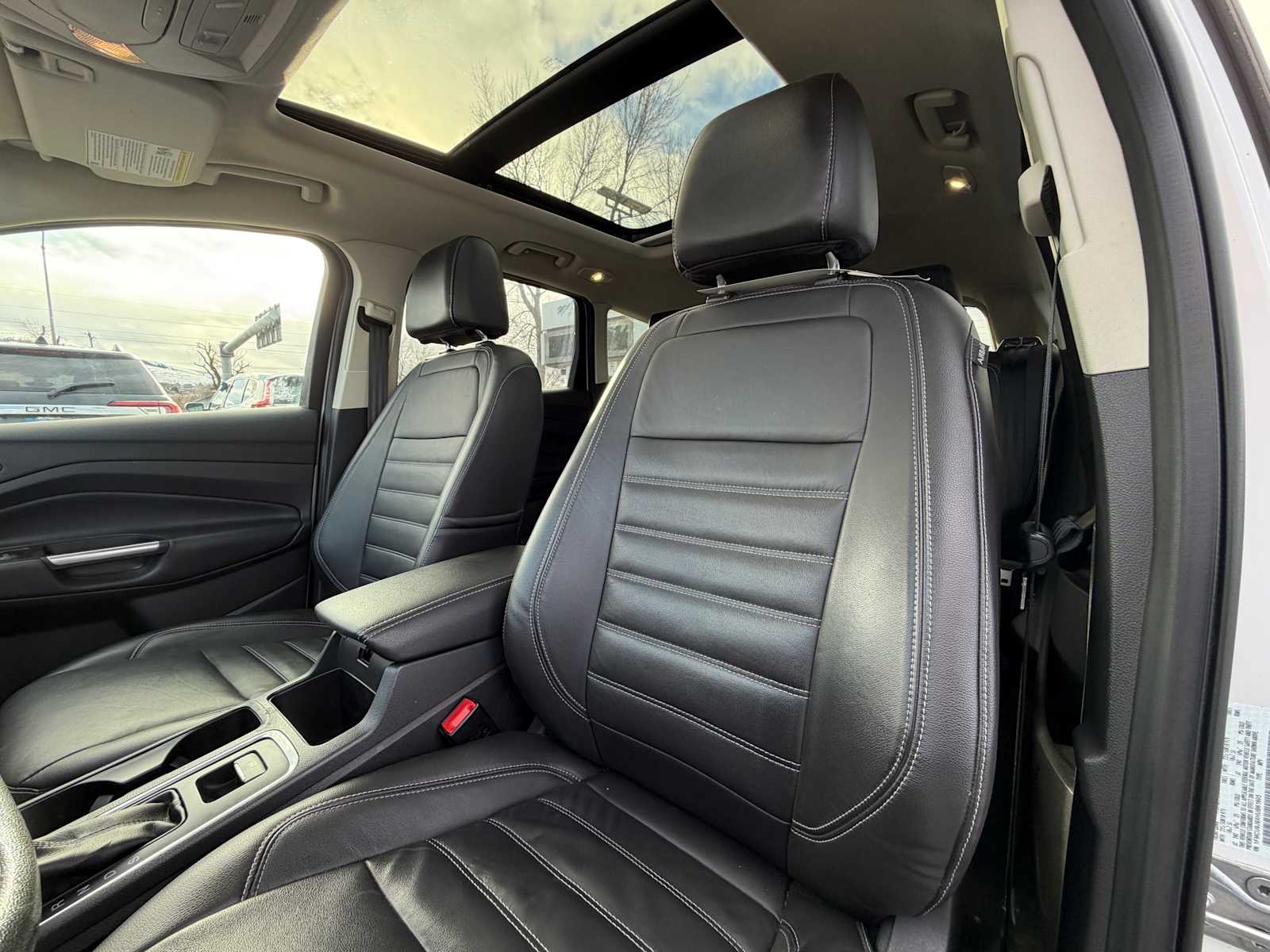 Thumbnail: 2017 Ford Escape - 11