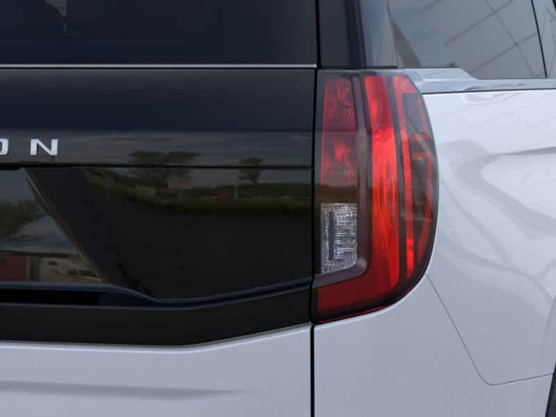 Thumbnail: 2025 Ford Expedition - 21