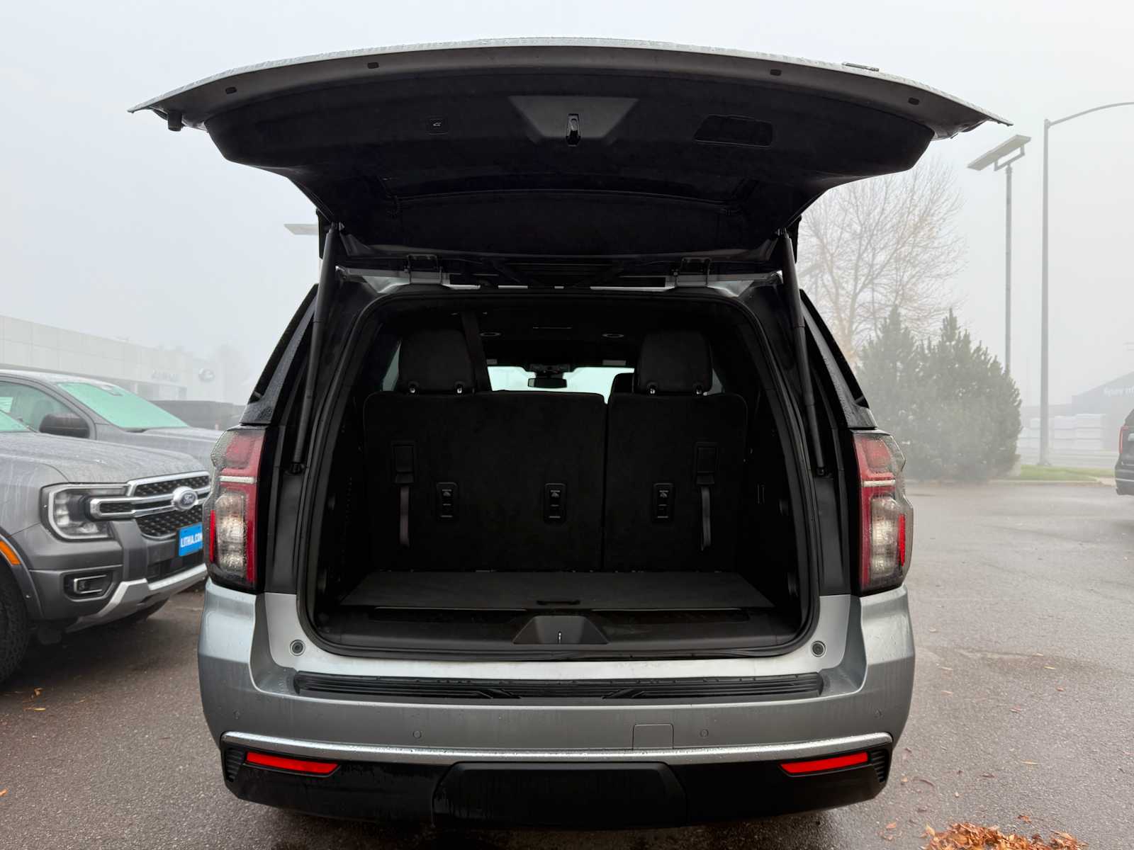 Thumbnail: 2023 Chevrolet Tahoe - 9