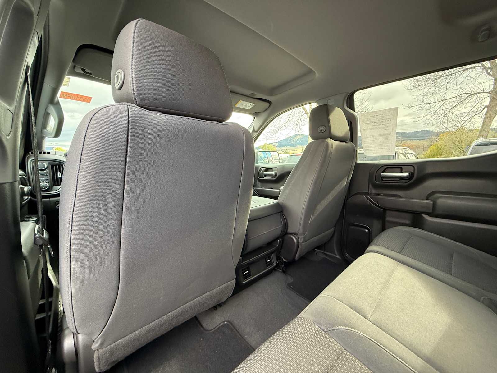 Thumbnail: 2019 Chevrolet Silverado 1500 - 26