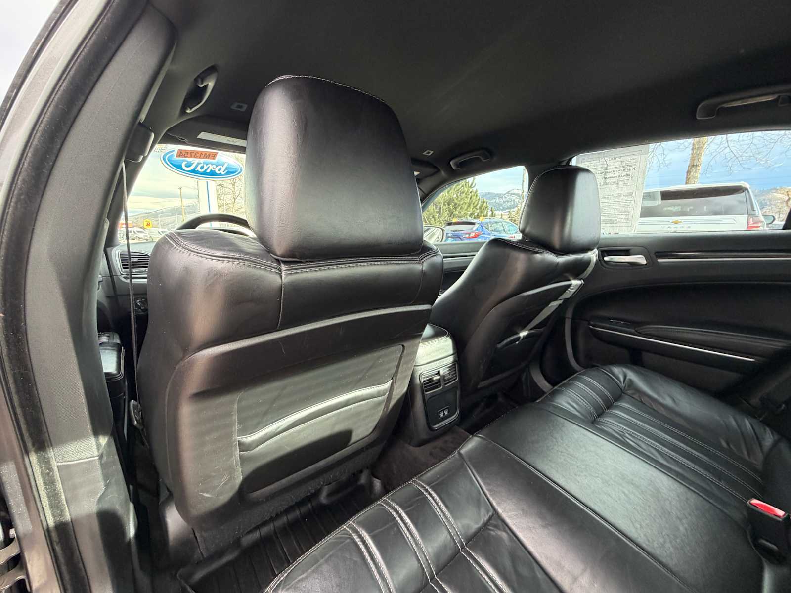 Thumbnail: 2018 Chrysler 300 - 30