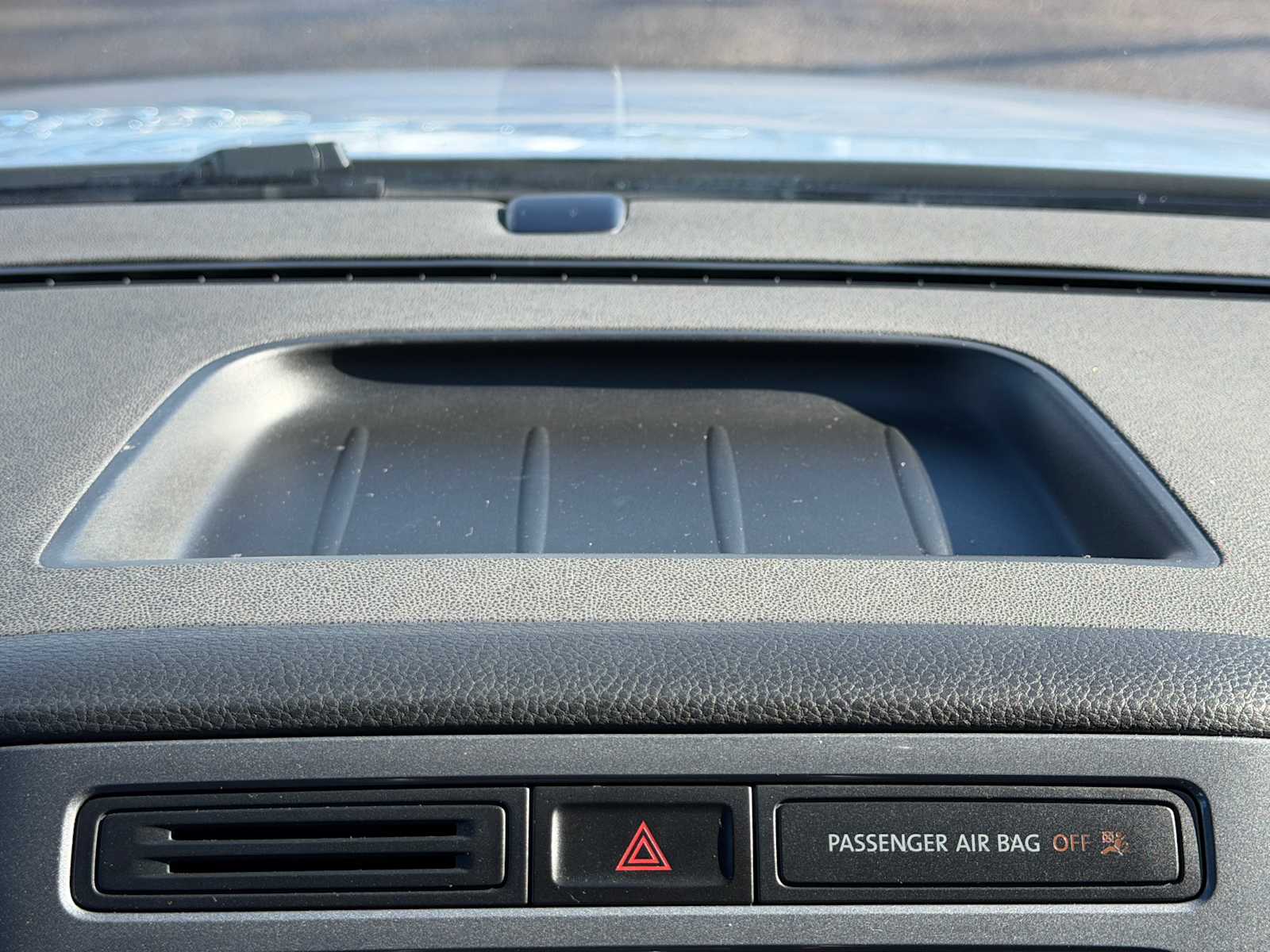 Thumbnail: 2014 Volkswagen Tiguan - 15