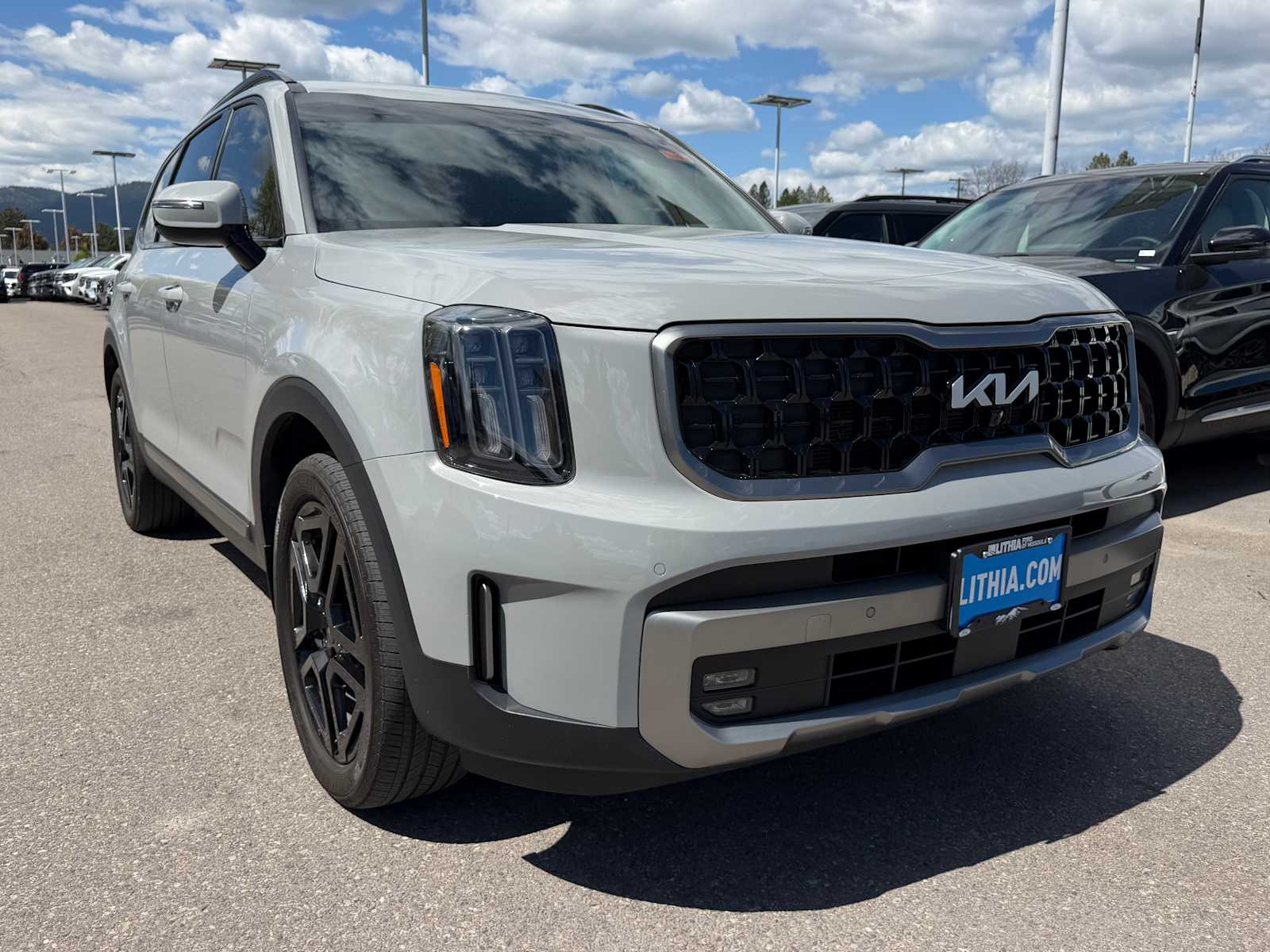 Thumbnail: 2023 Kia Telluride - 4