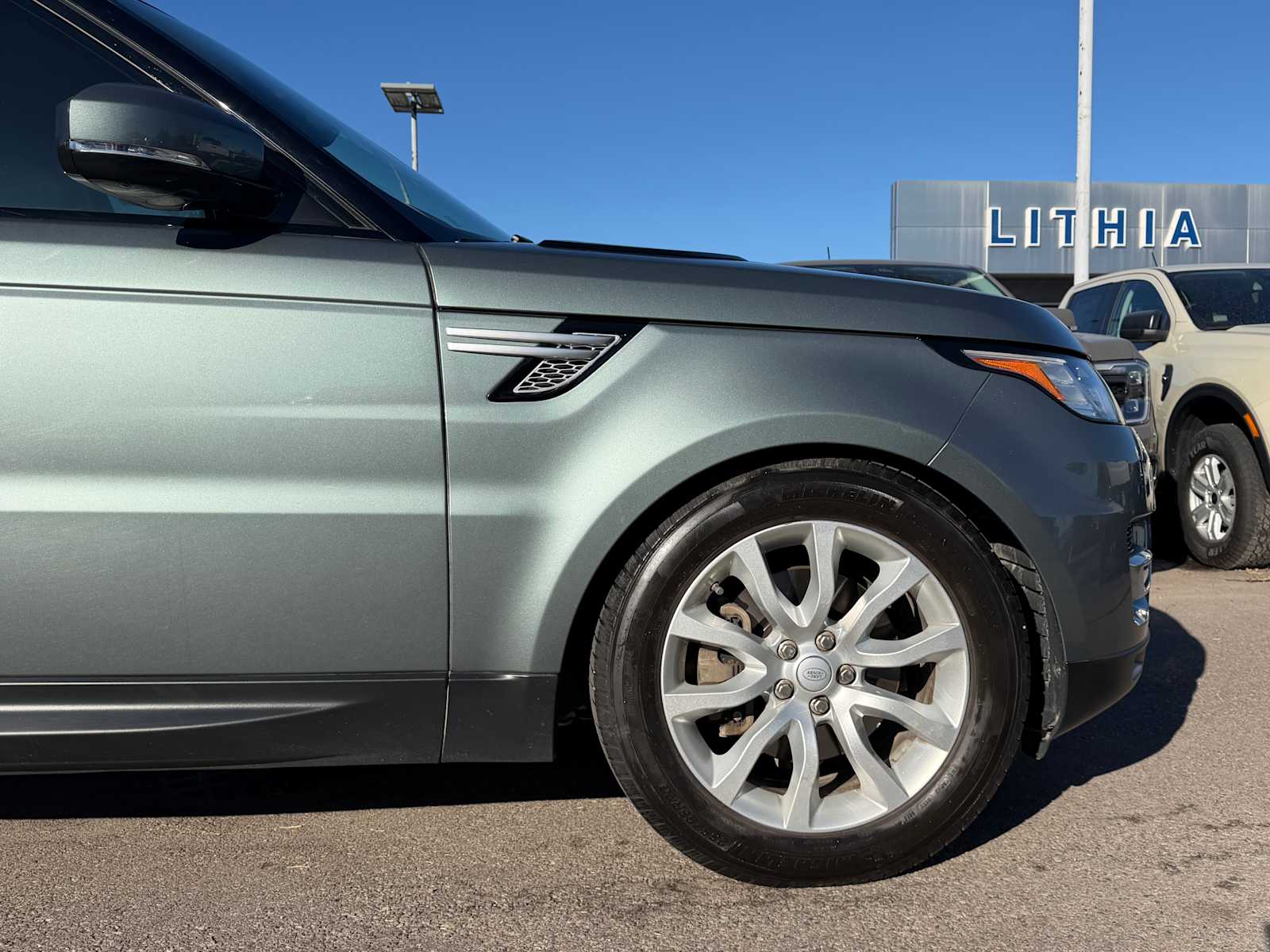 Thumbnail: 2017 Land Rover Range Rover Sport - 5