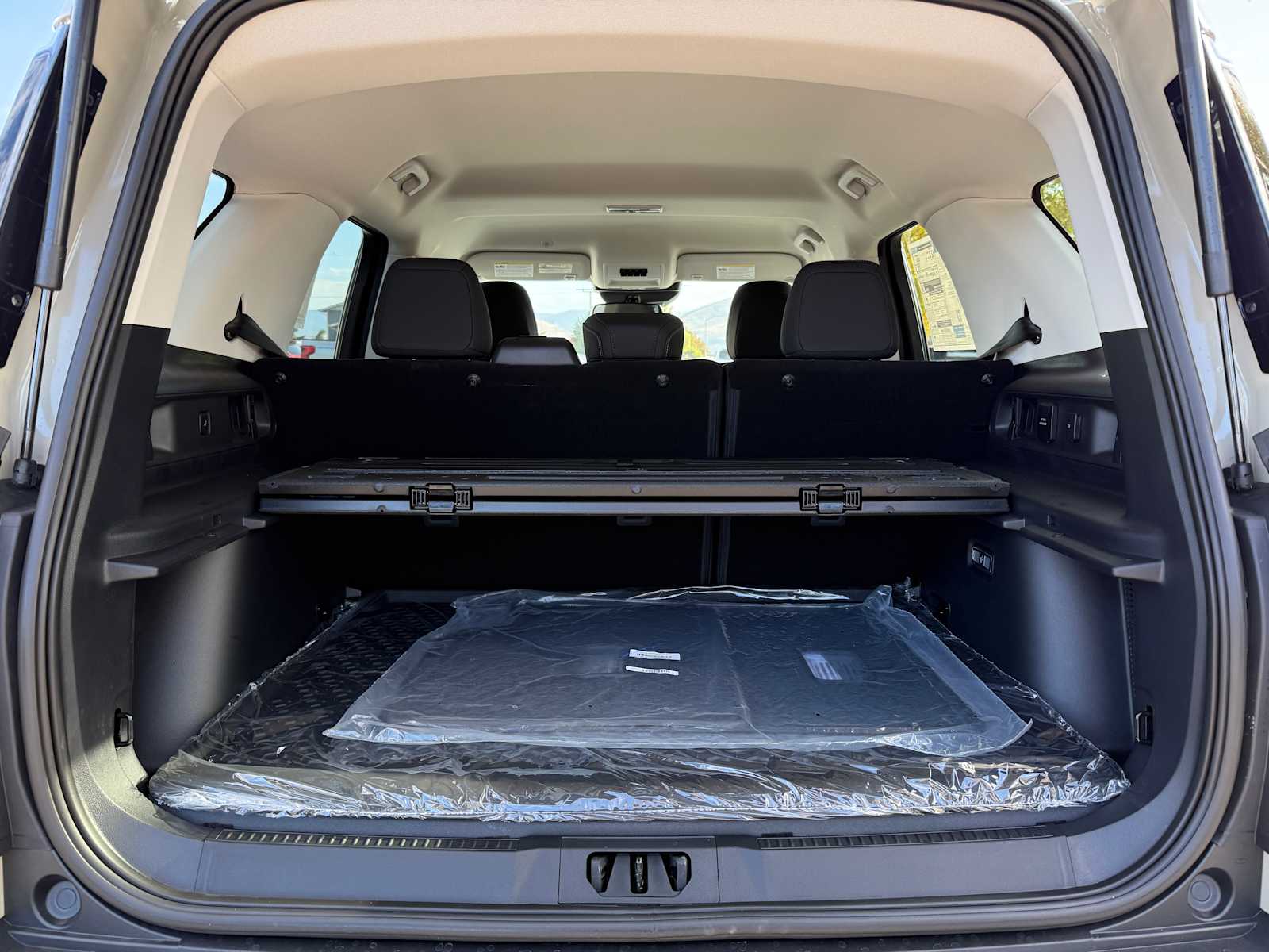 Thumbnail: 2025 Ford Bronco Sport - 10