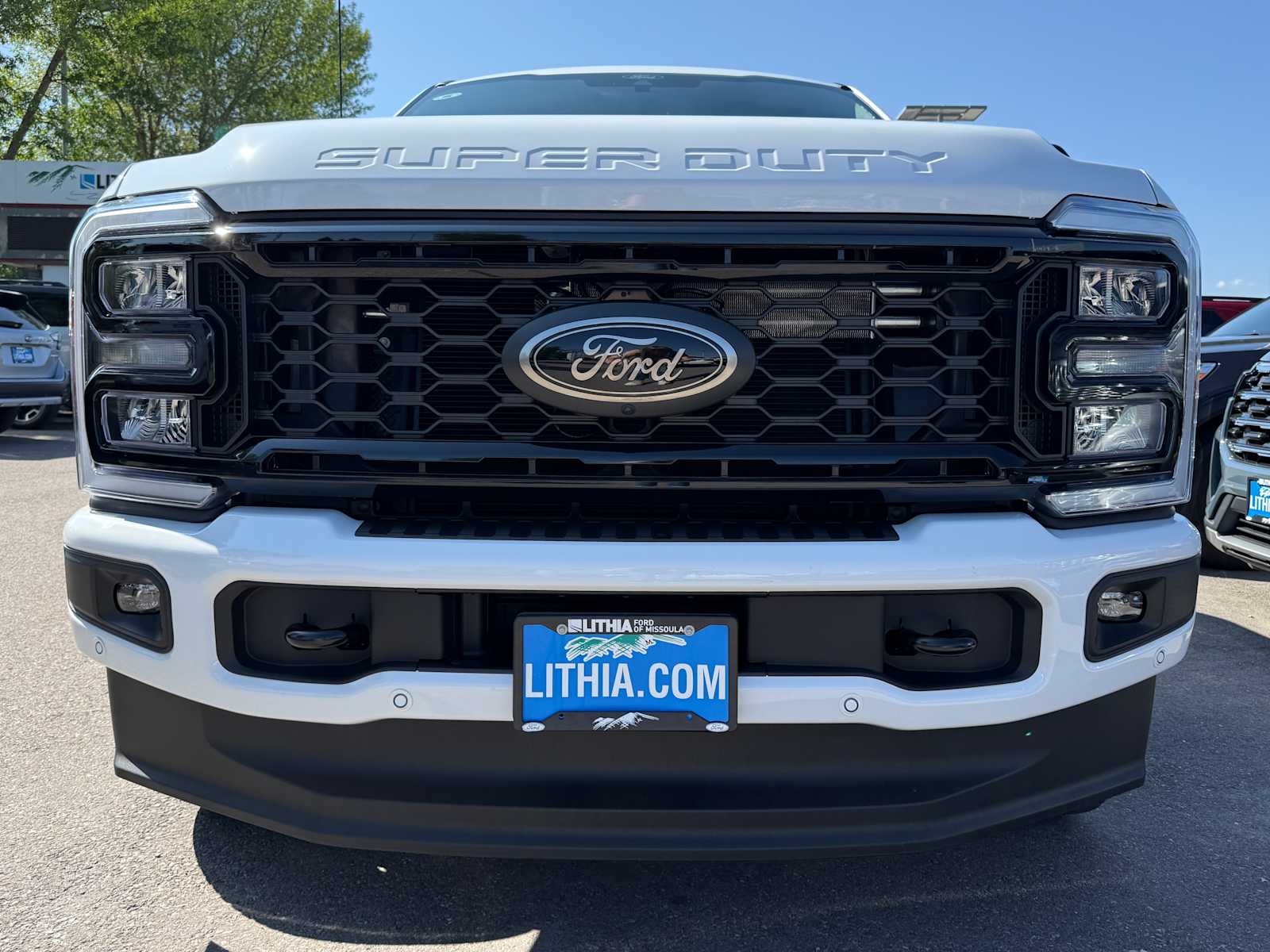 2026 Ford F-250 Lariat photo 2