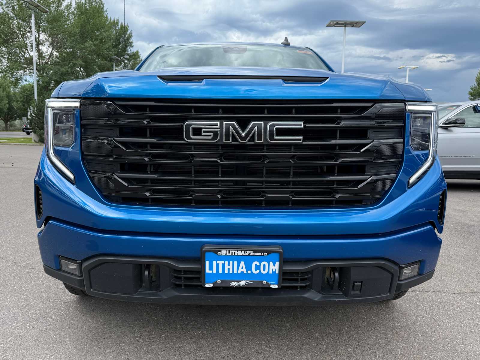 Thumbnail: 2023 GMC Sierra 1500 - 2