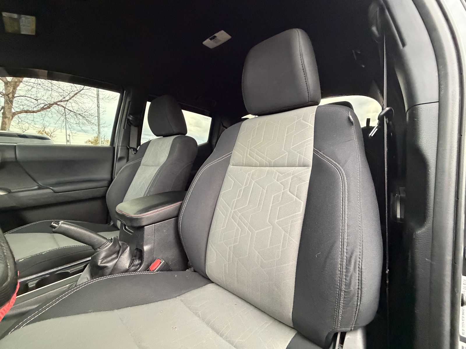 Thumbnail: 2021 Toyota Tacoma - 10