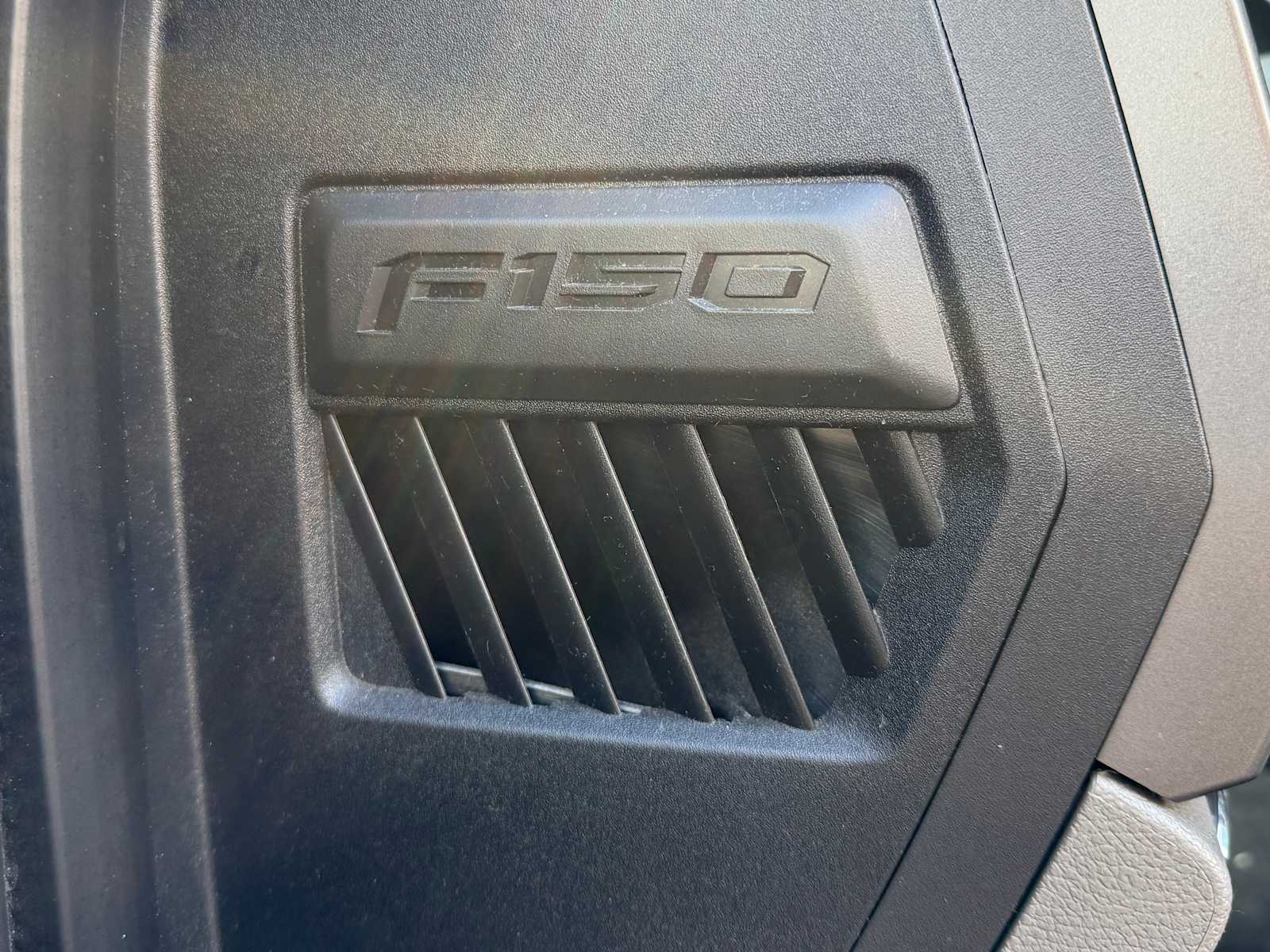Thumbnail: 2015 Ford F-150 - 11