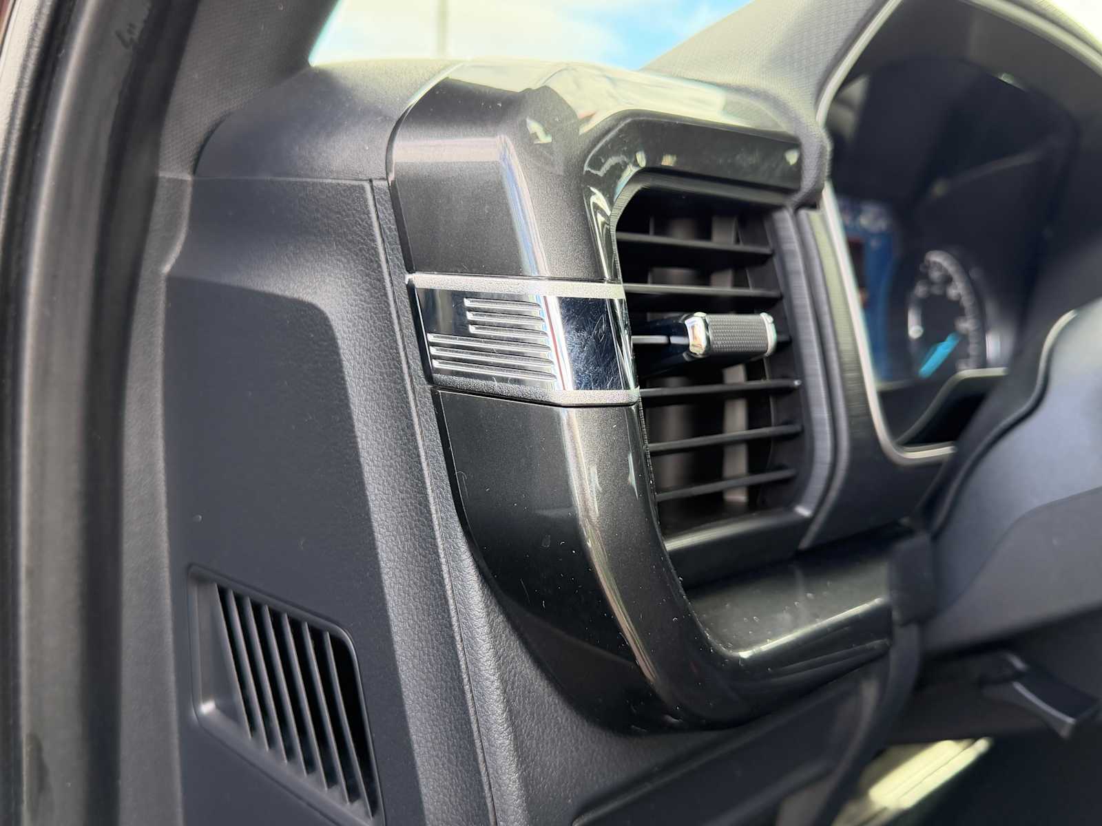 Thumbnail: 2022 Ford F-150 - 10