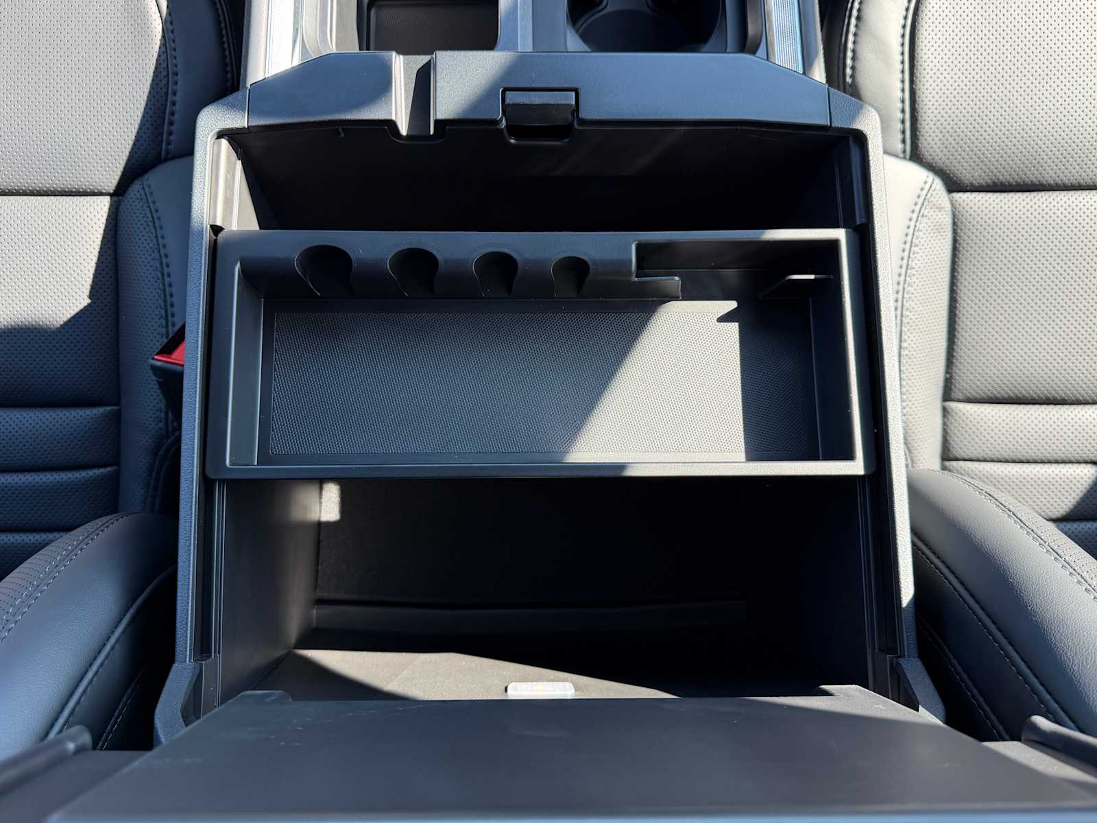 Thumbnail: 2026 Ford F-250 - 27