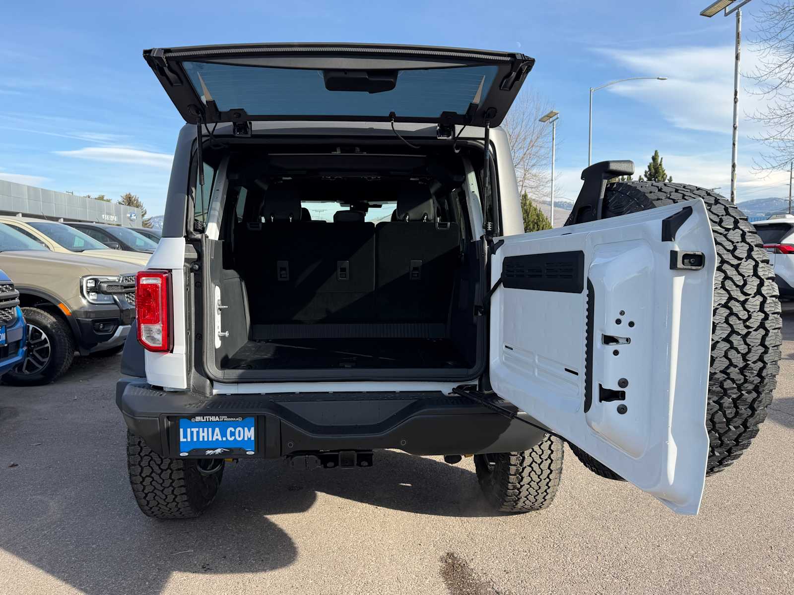 Thumbnail: 2025 Ford Bronco - 9