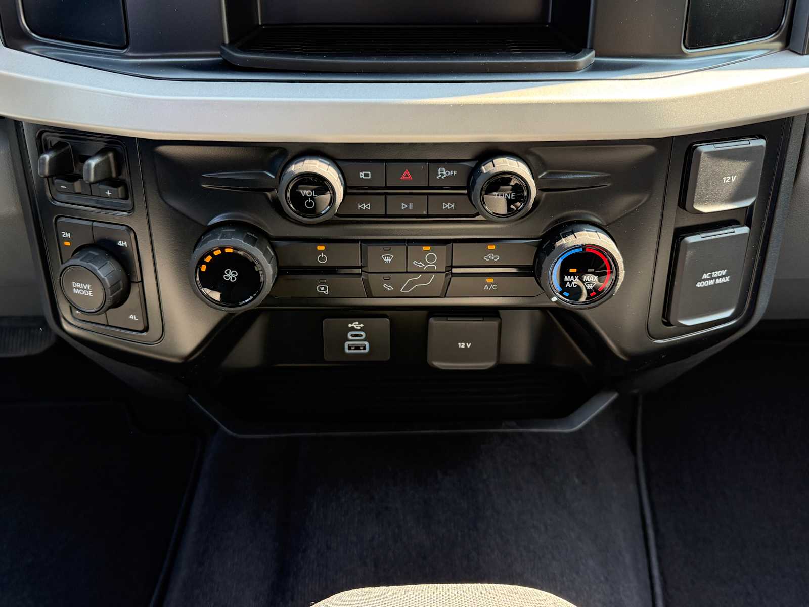 Thumbnail: 2026 Ford F-250 - 18