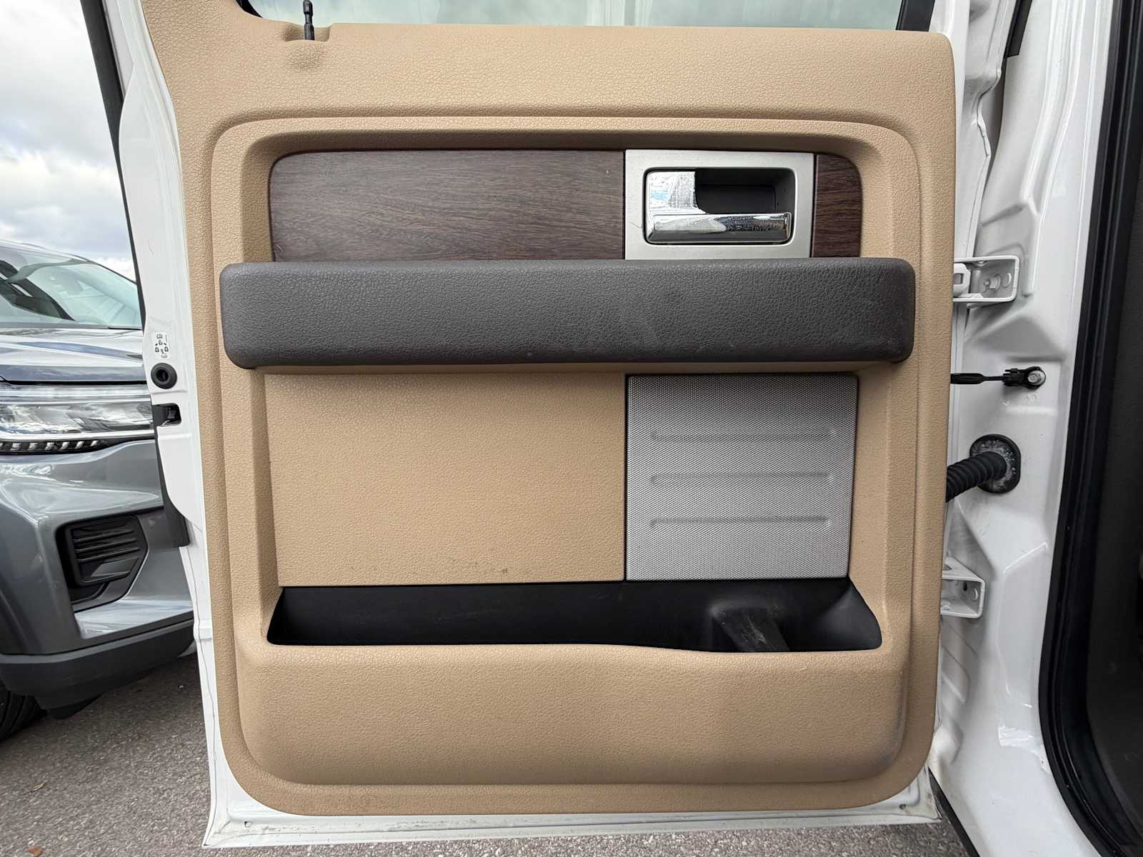 Thumbnail: 2014 Ford F-150 - 24