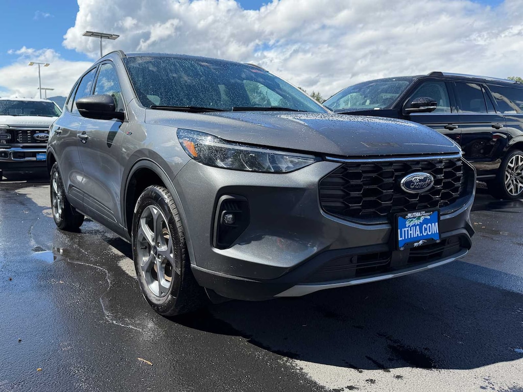 Certified 2025 Ford Escape ST-Line Select SUV